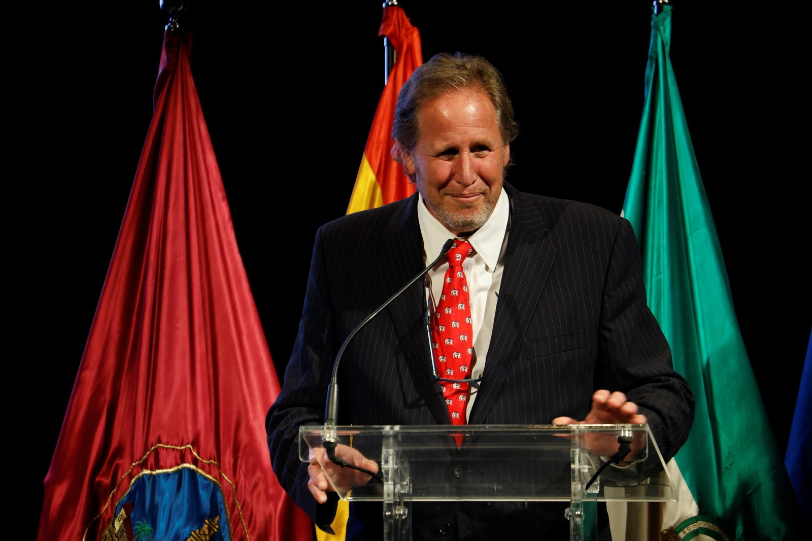 Las mejores imágenes del pregón del Mayo Festivo de Gerardo Olivares