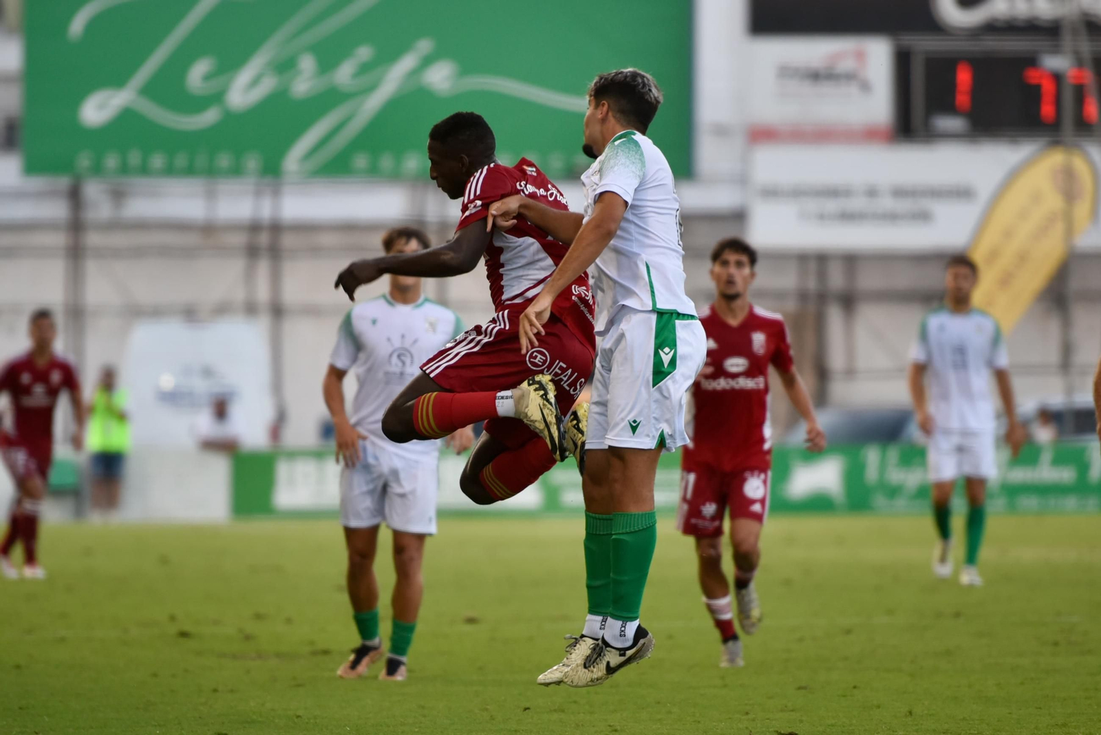 Imágenes del 1-1 del Xerez CD en casa del Sanluqueño