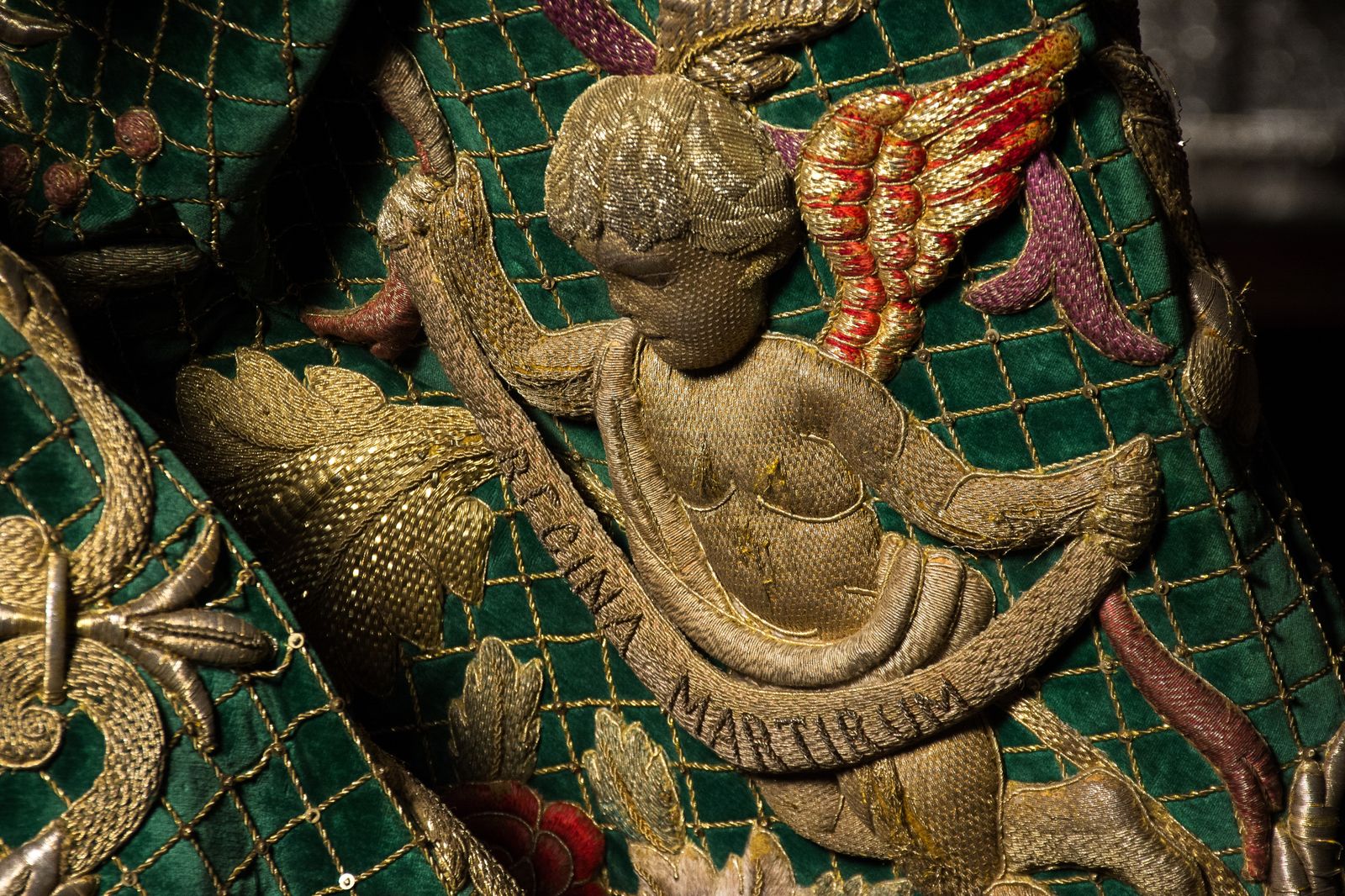 Las fotos más especiales de la Macarena en besamanos