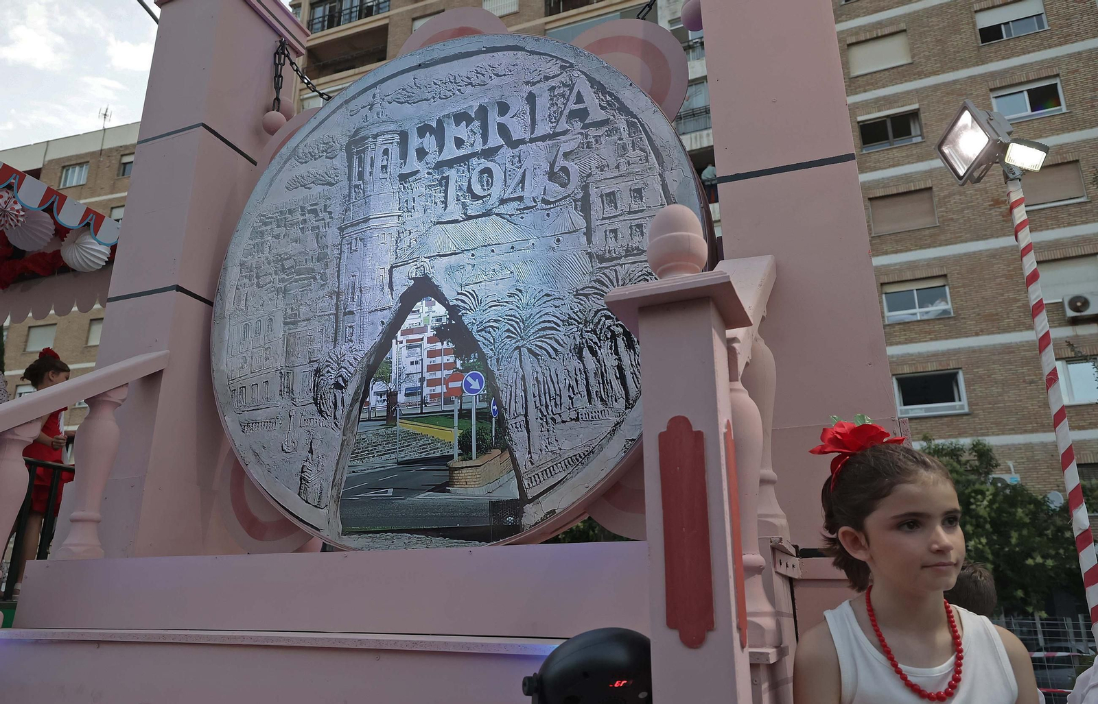 Búscate en las fotos de la cabalgata de la Feria Real de Algeciras 2025