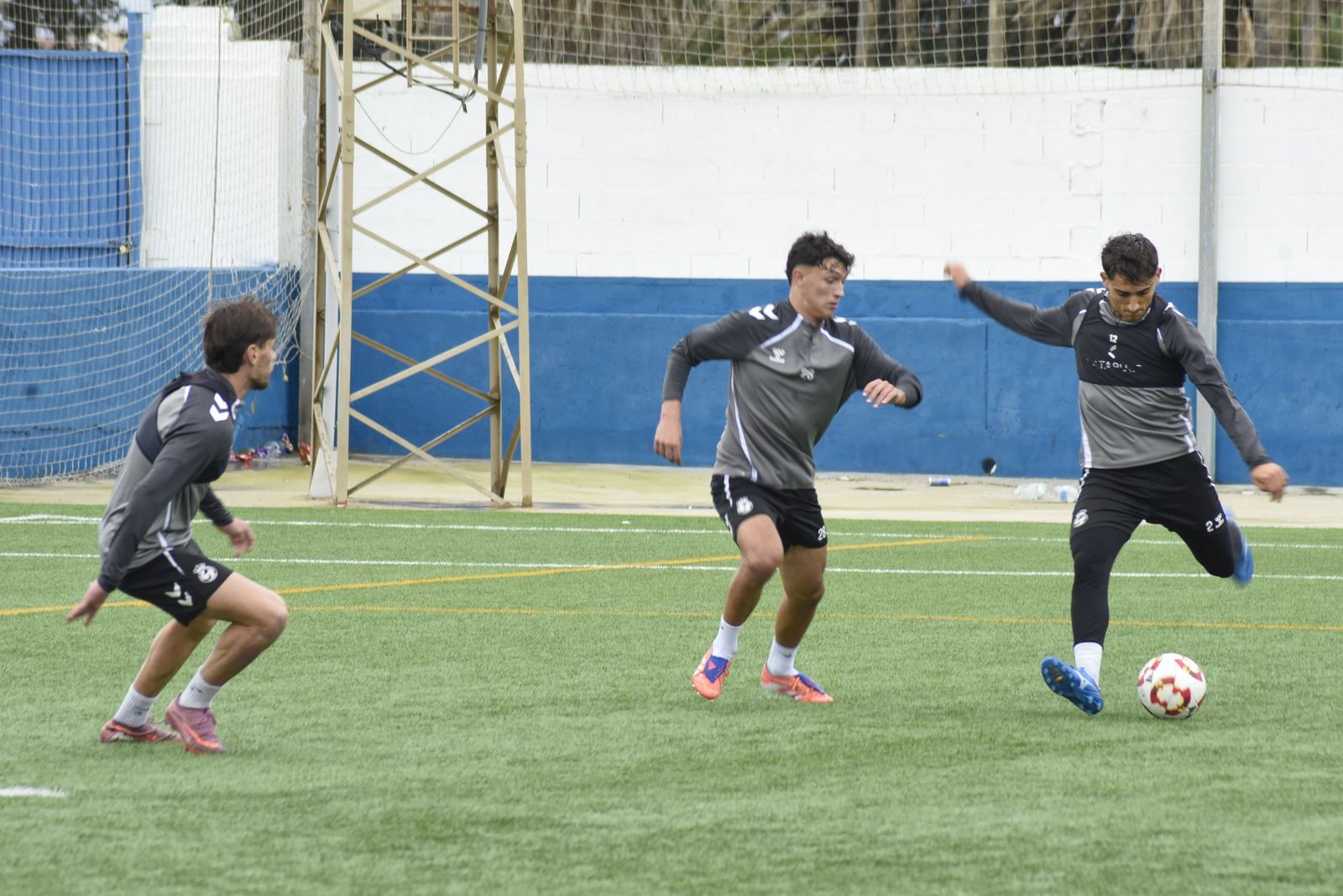 Las fotos del primer entrenamiento de Ángel Mancheño con la Balona
