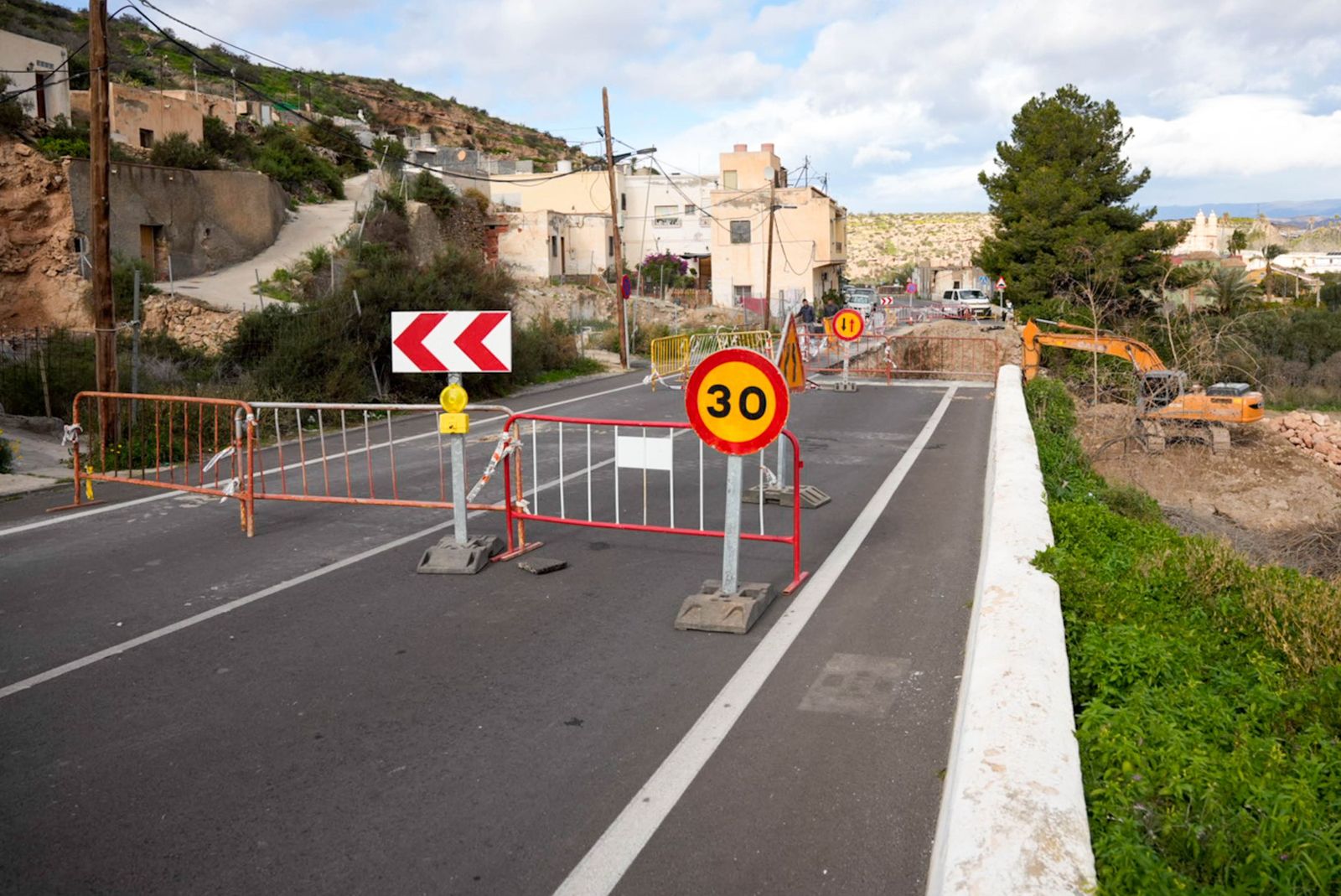 Aparición de restos arqueológicos en las obras de la carretera de El Chuche