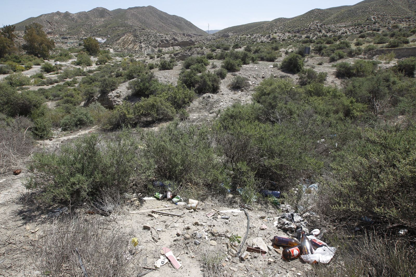 Fotogalería basura en el Desierto de Tabernas