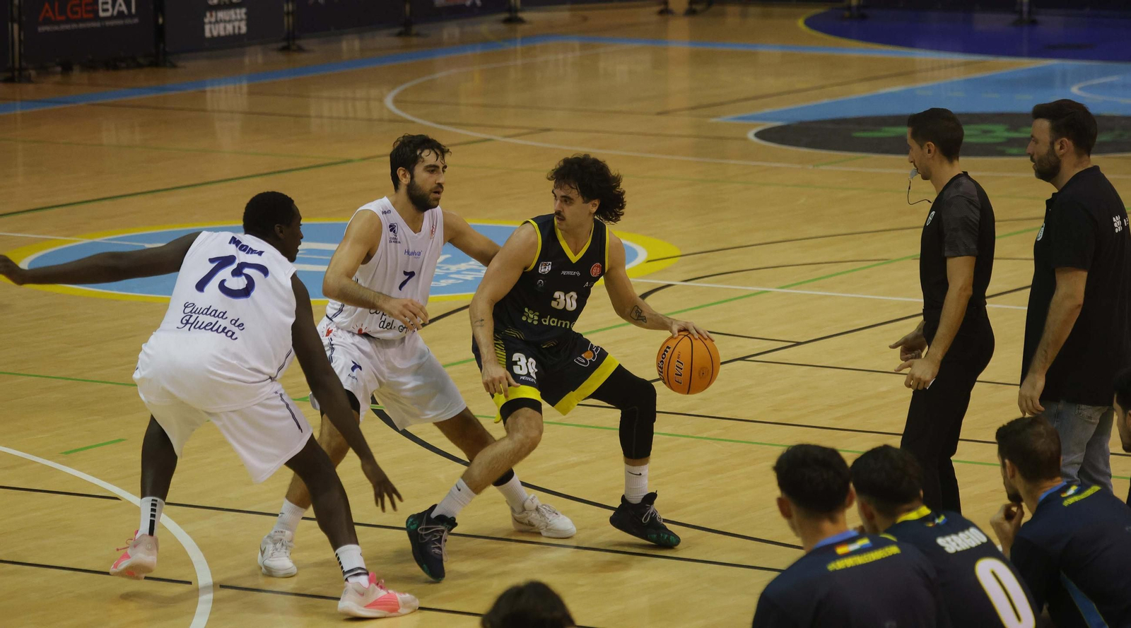 Las fotos del Udea - Ciudad de Huelva de la Copa de España de baloncesto