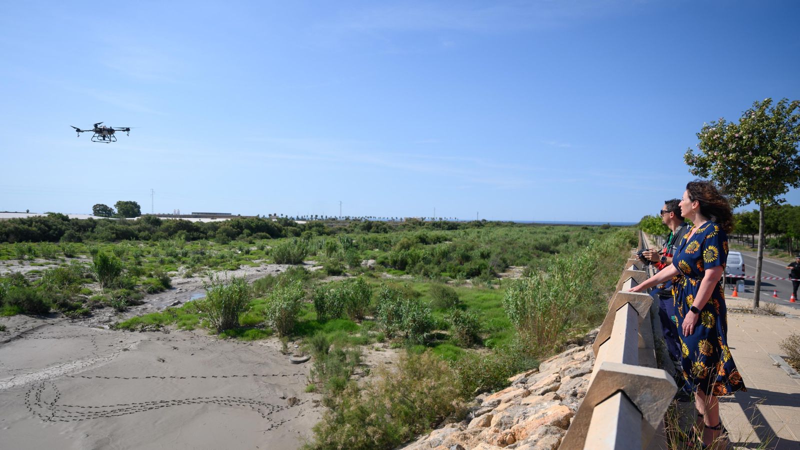 La alcaldesa ha comprado recientemente la efectividad del dron.