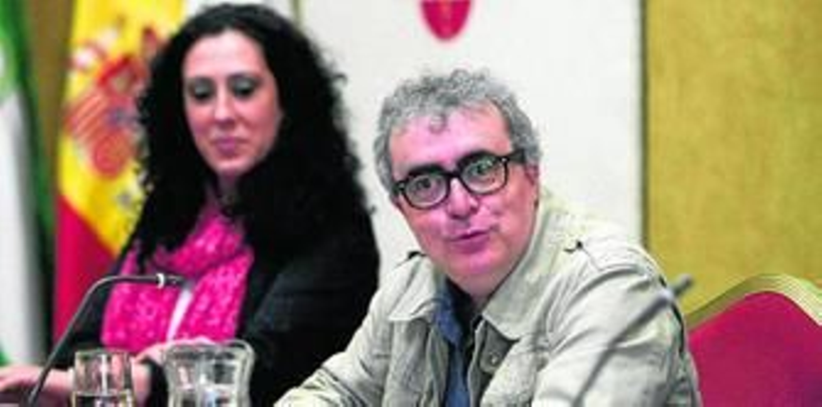 La presentación del libro 'Casas viejas. Crónica de una insidia', del periodista y escritor Tano Ramos, ayer en San Roque.