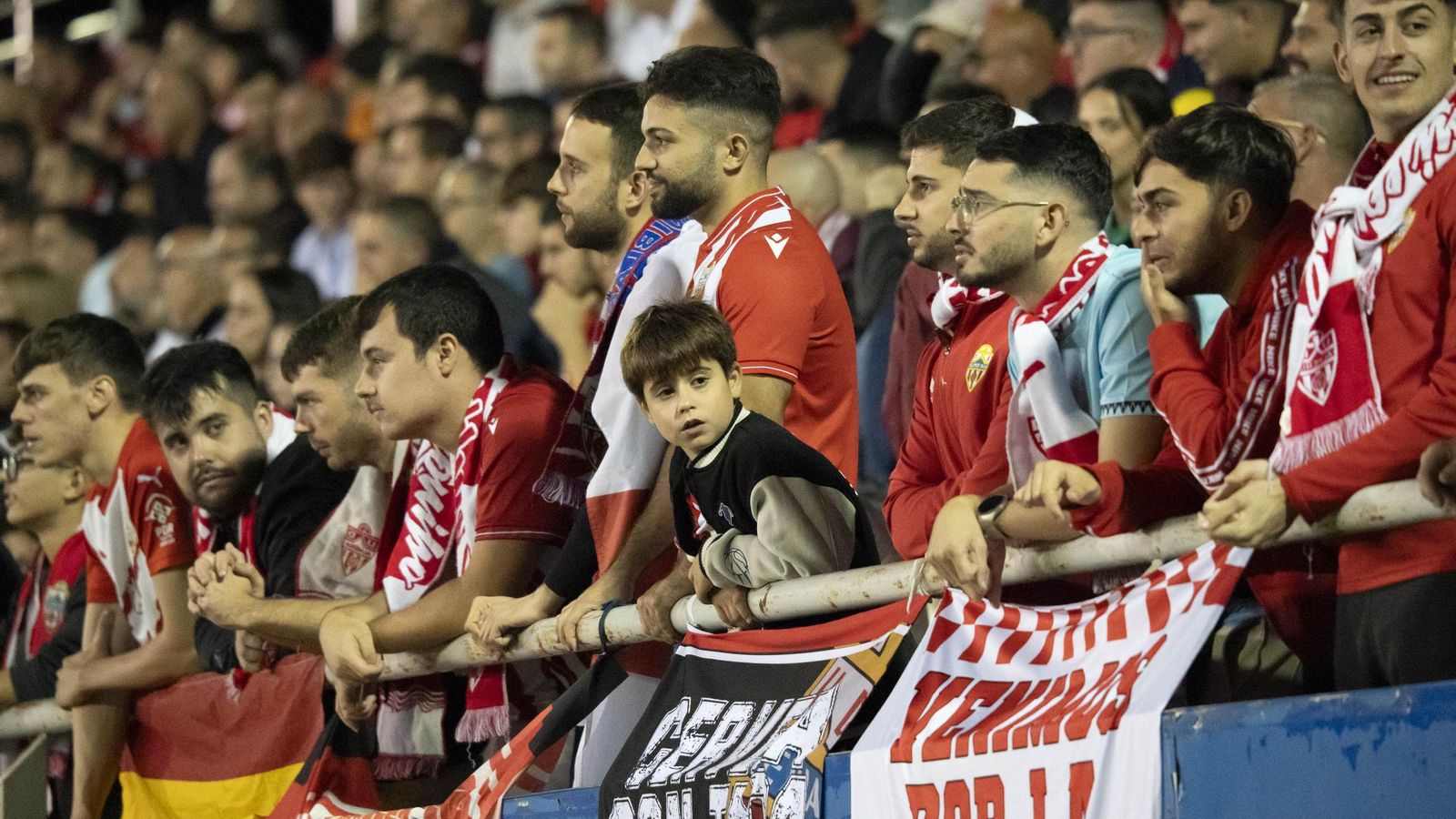 La afición indálica fue de sobresaliente en Lorca