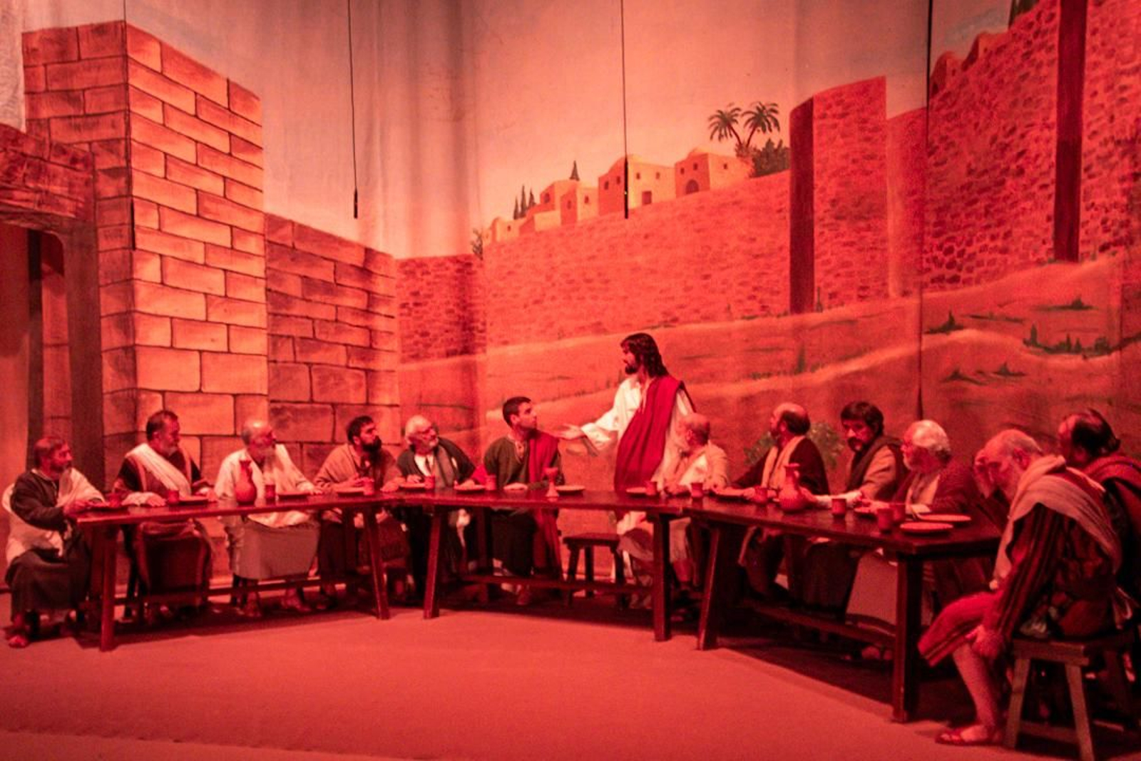 Las mejores imágenes de la representación dramática de La Pasión en Montilla