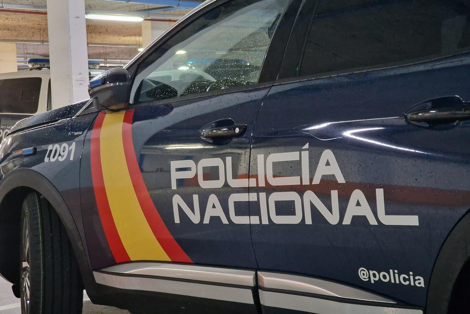 Un coche de Policía Nacional en una imagen de archivo. Un coche de Policía Nacional en una imagen de archivo.