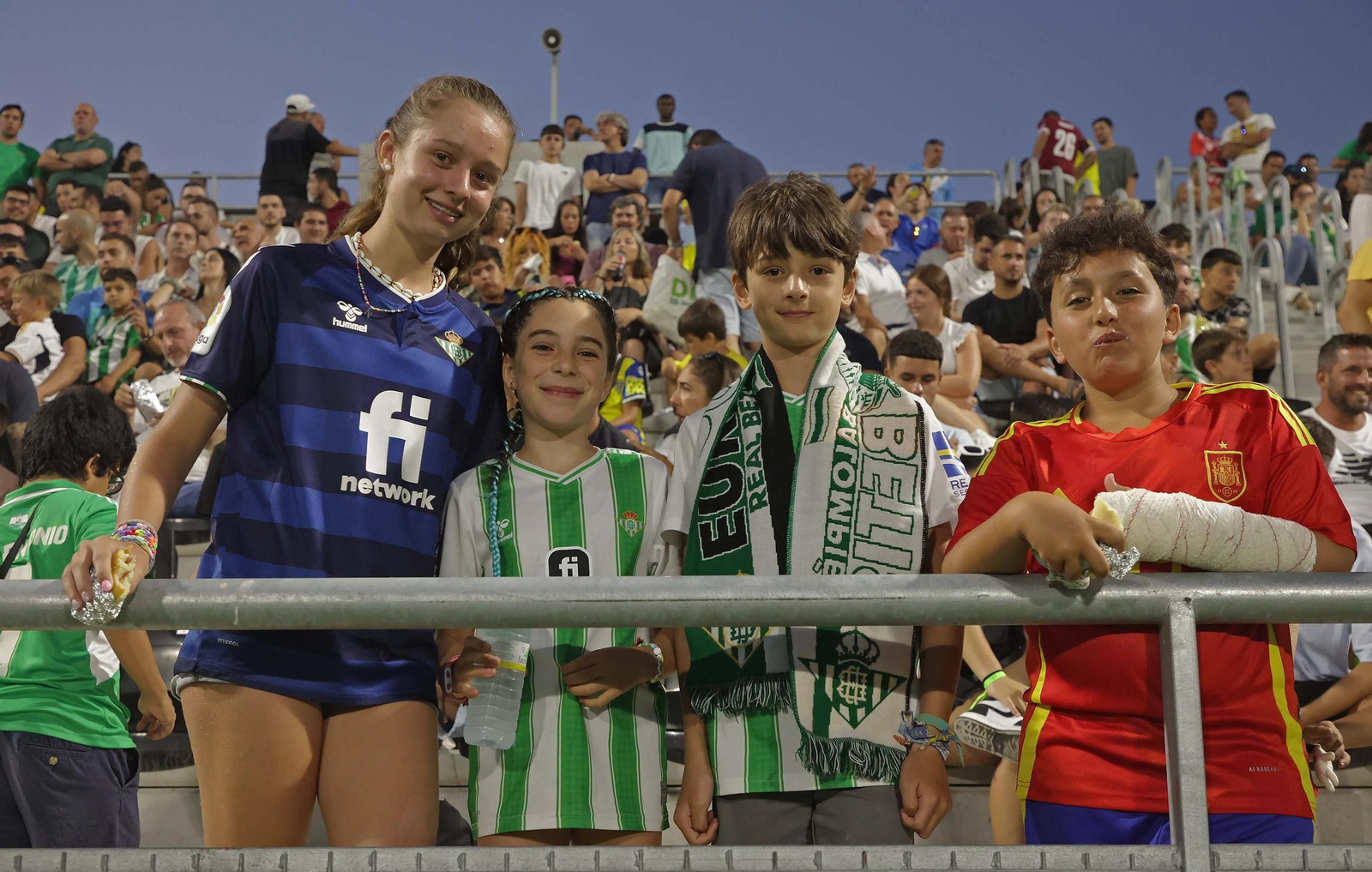 Búscate durante el Betis - Cádiz