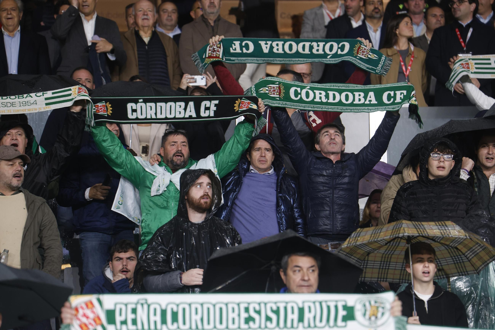 Las mejores fotos del ambiente en El Arcángel para el Córdoba CF - Deportivo