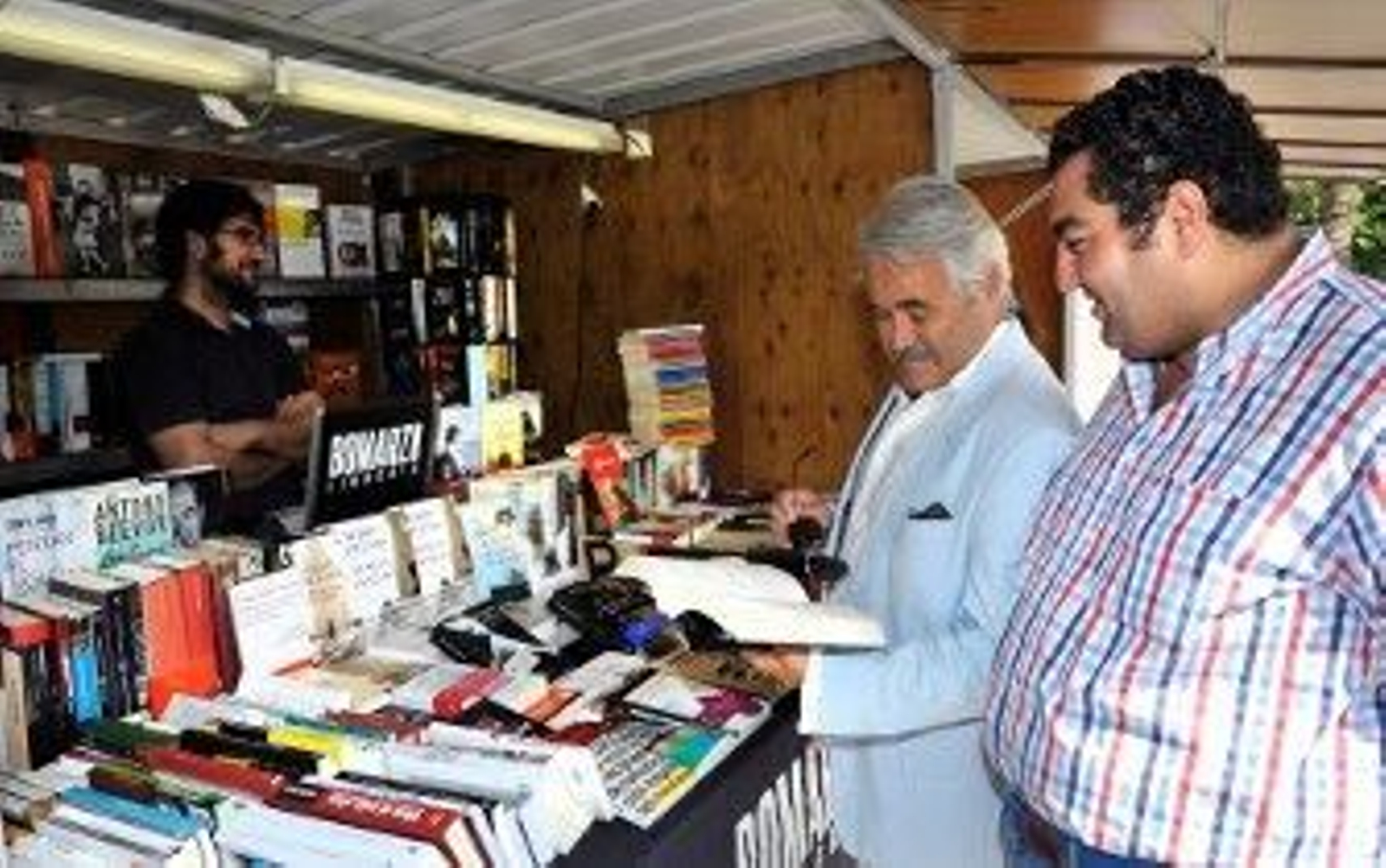 Jerez ya disfruta de su 'Noche Azul y Blanca"