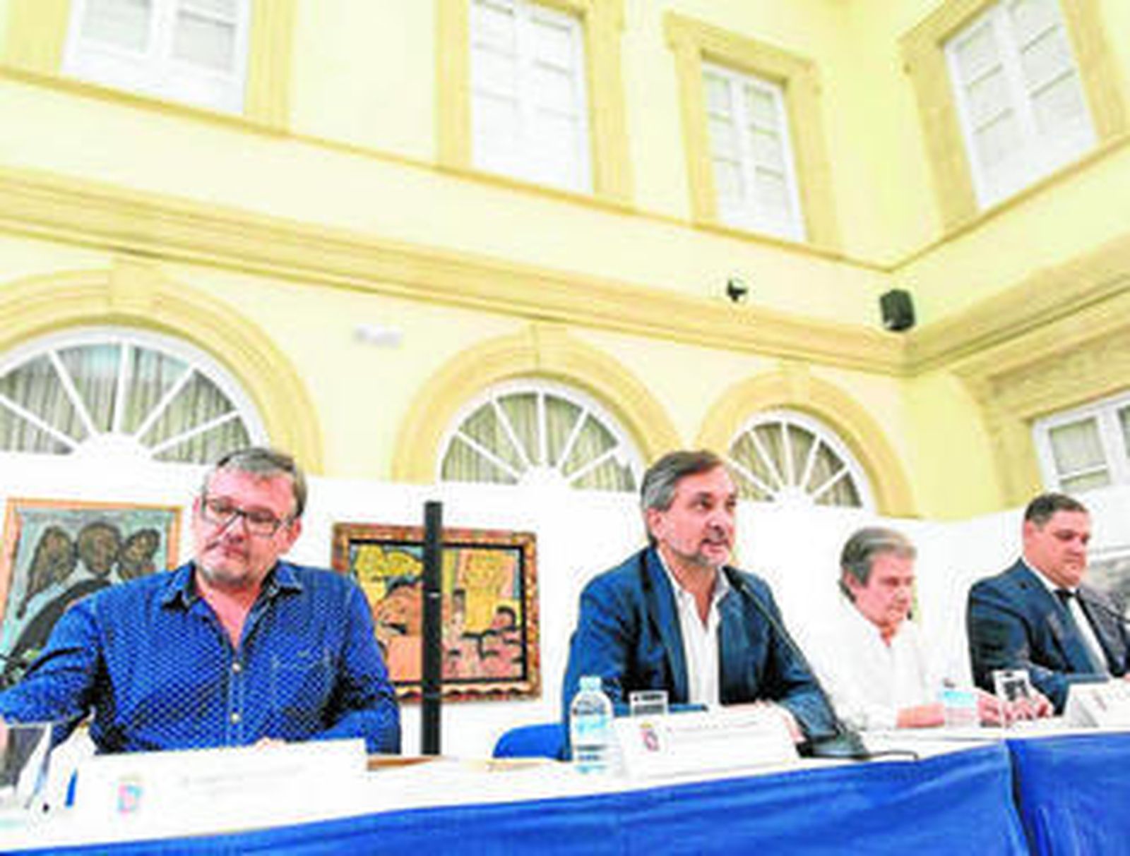 El vicepresidente, Ángel Escobar junto a Luis García Yepes, José Sorroche y Francisco Alonso.