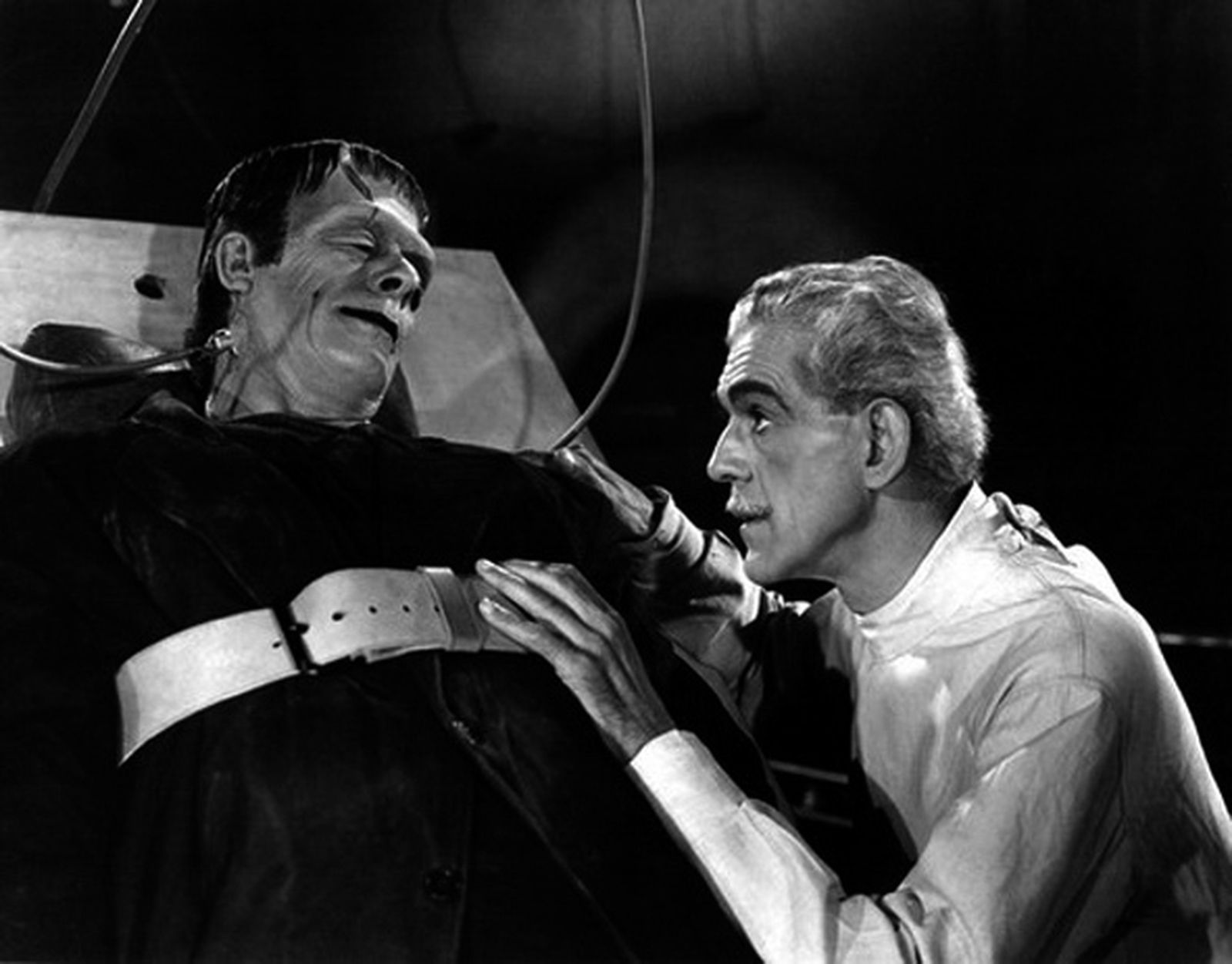 Boris Karloff (el monstruo) en la clásica imagen del Frankenstein de 1931.