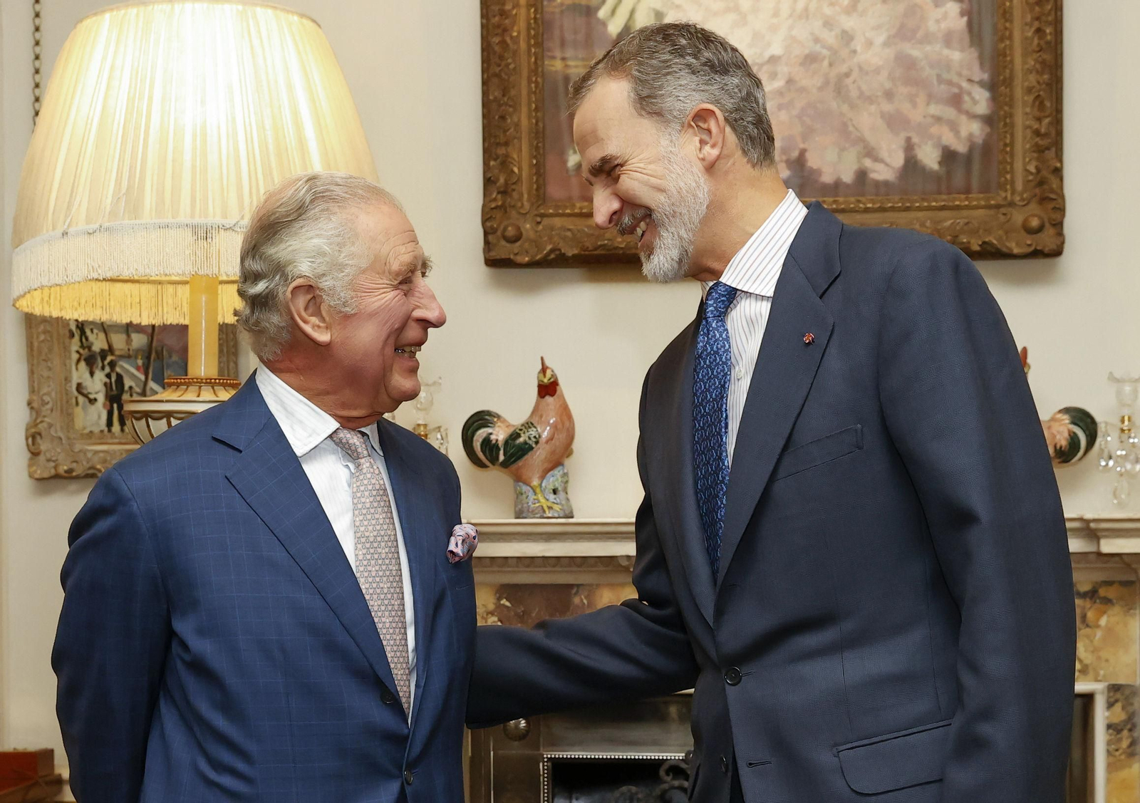 Felipe VI se reúne con Carlos III en Clarence House