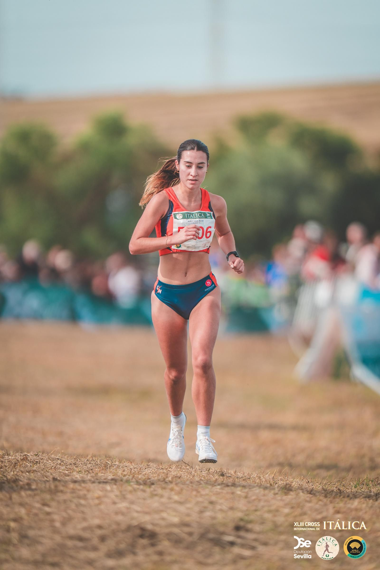 Búscate en las fotos del Cross de Itálica 2025 | 11