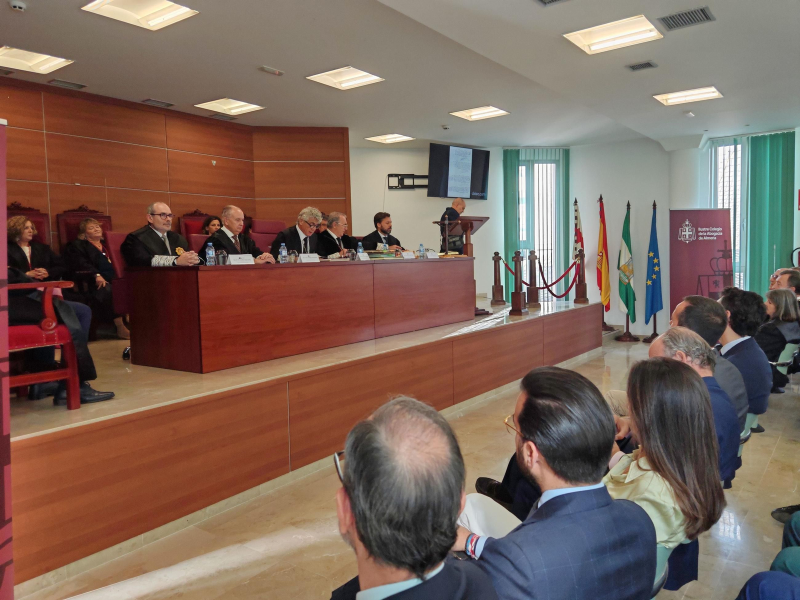 Actos del Colegio de Abogados por Santa Teresa.