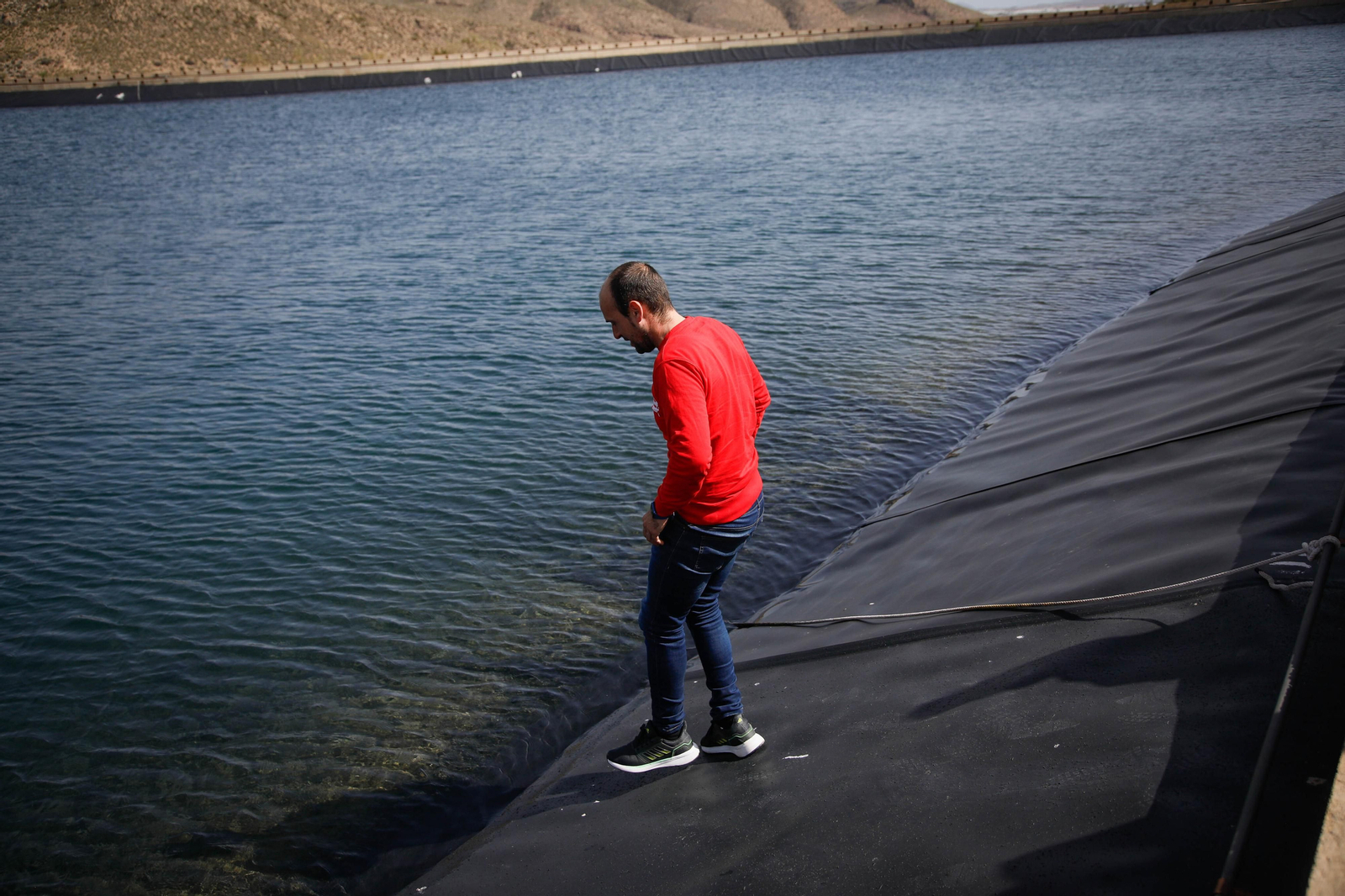 CUCN visita la desaladora de Carboneras y las balsas de Níjar
