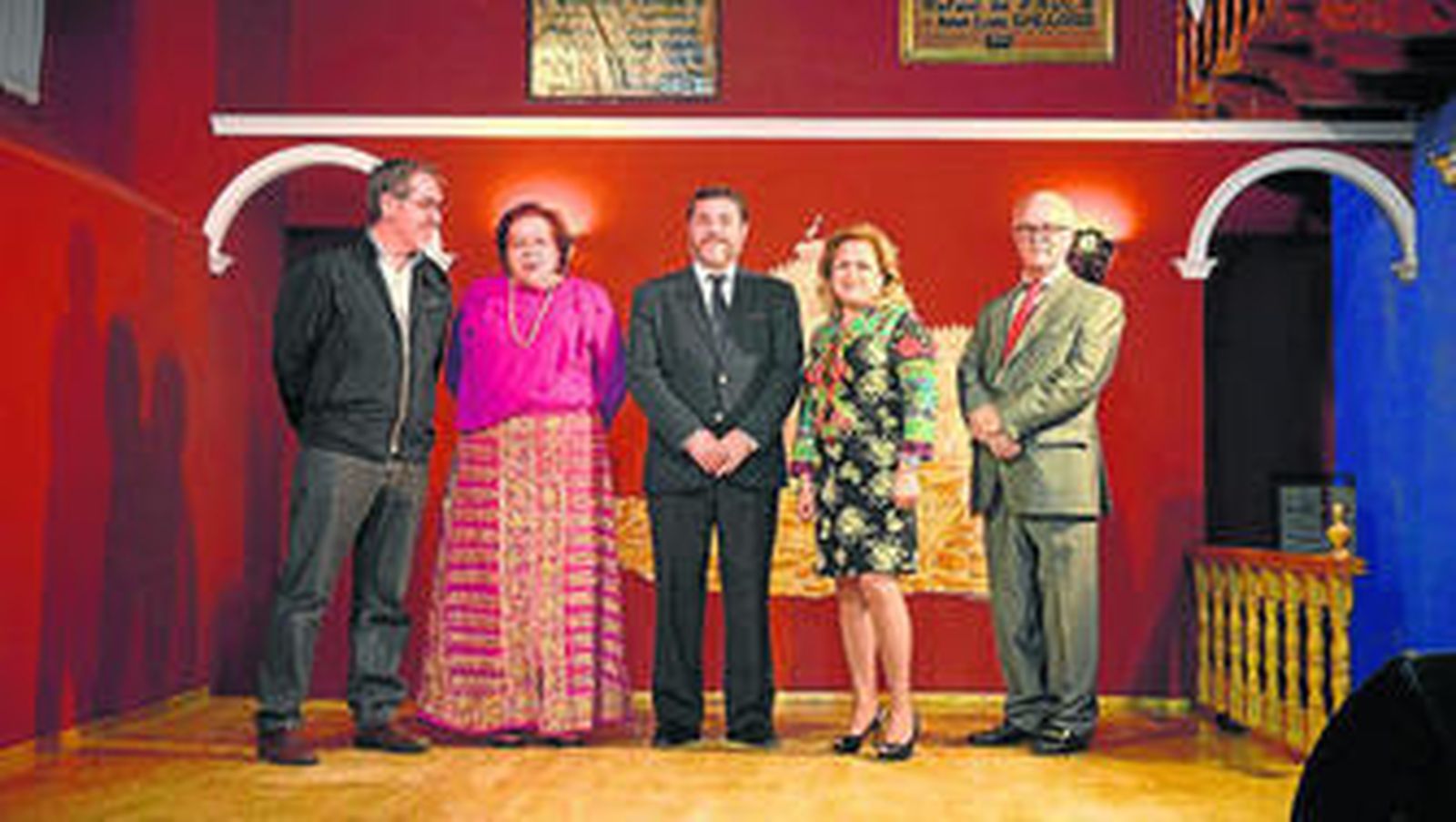 La inauguración de la sede, a la que asistieron su junta directiva y varios ediles.