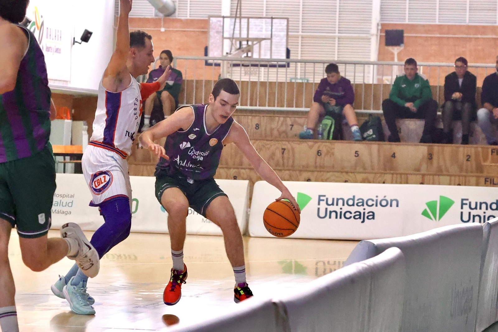Partido del Unicaja en Tercera FEB.