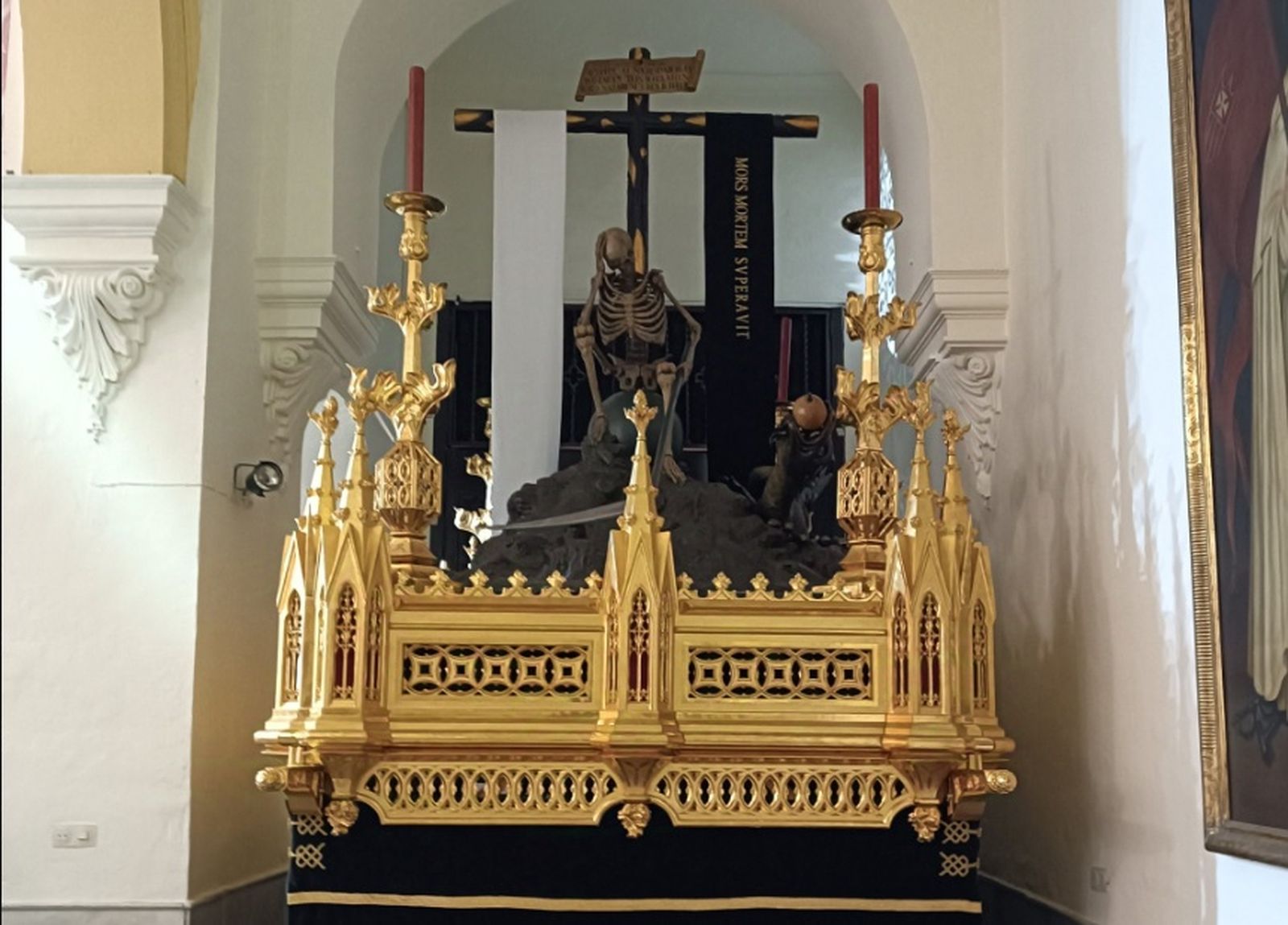 El paso de la Santa Cruz en San Gregorio