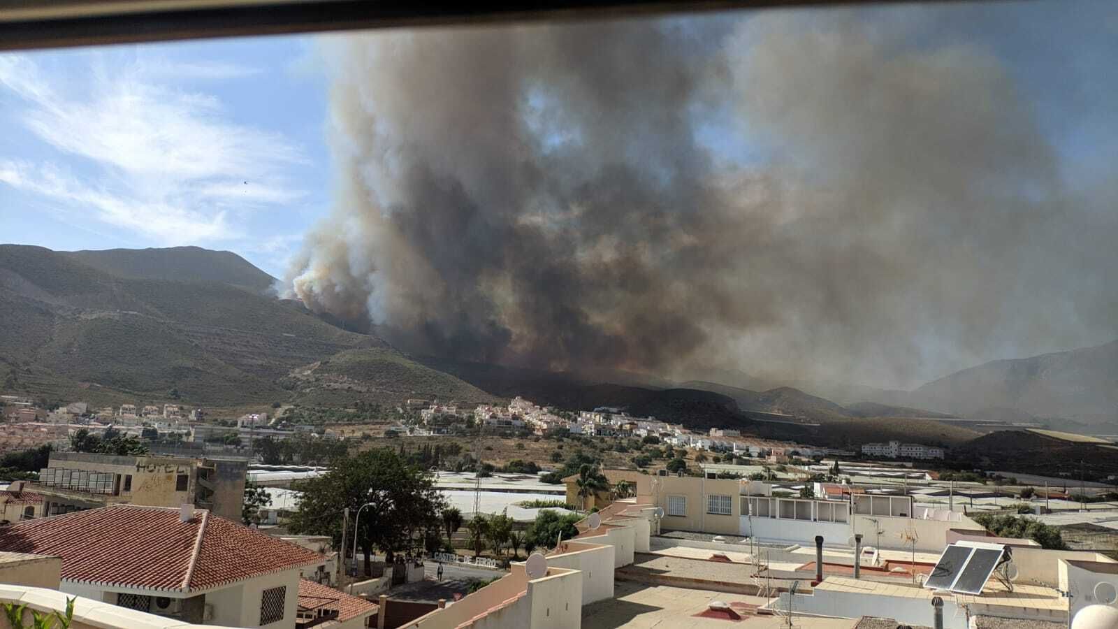 Panorámica del incendio de Gualchos