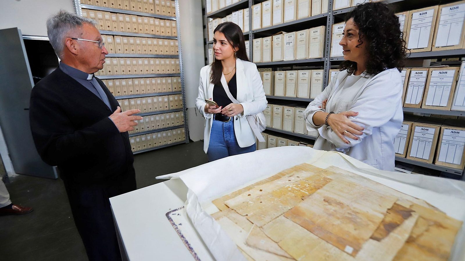 El archivo histórico de la Diócesis de Huelva alberga documentos con más de 900 años. El archivo histórico de la Diócesis de Huelva alberga documentos con más de 900 años.