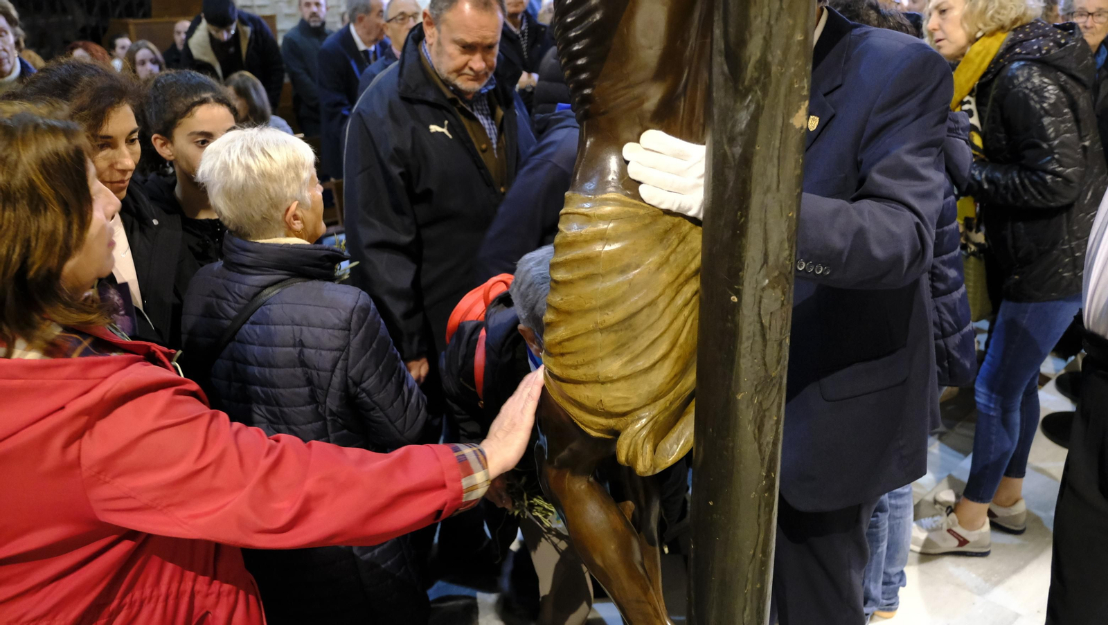 Las imágenes del Vía Crucis del Cristo de la Escucha