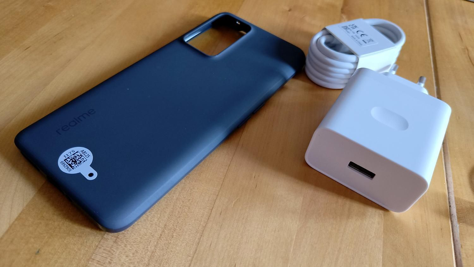 Realme GT NEO 3T Dragon Ball Edition