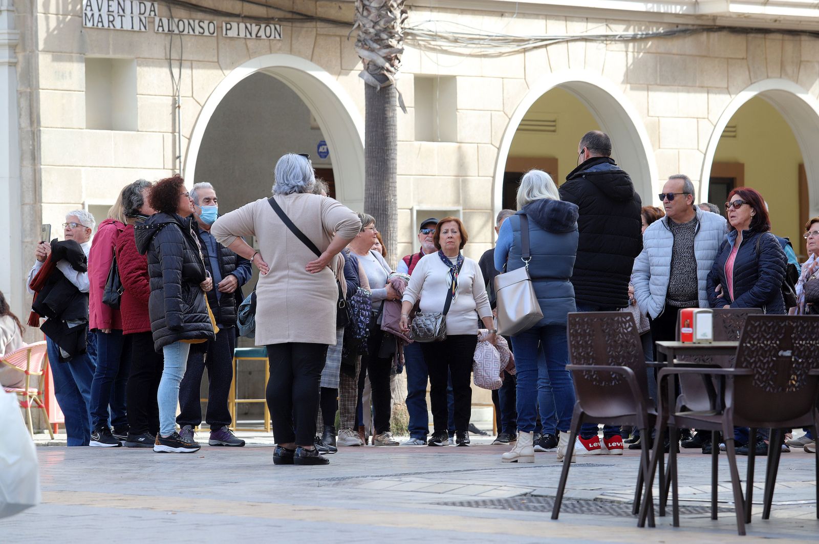 Imágenes del ambiente en la mañana de carnaval en Huelva