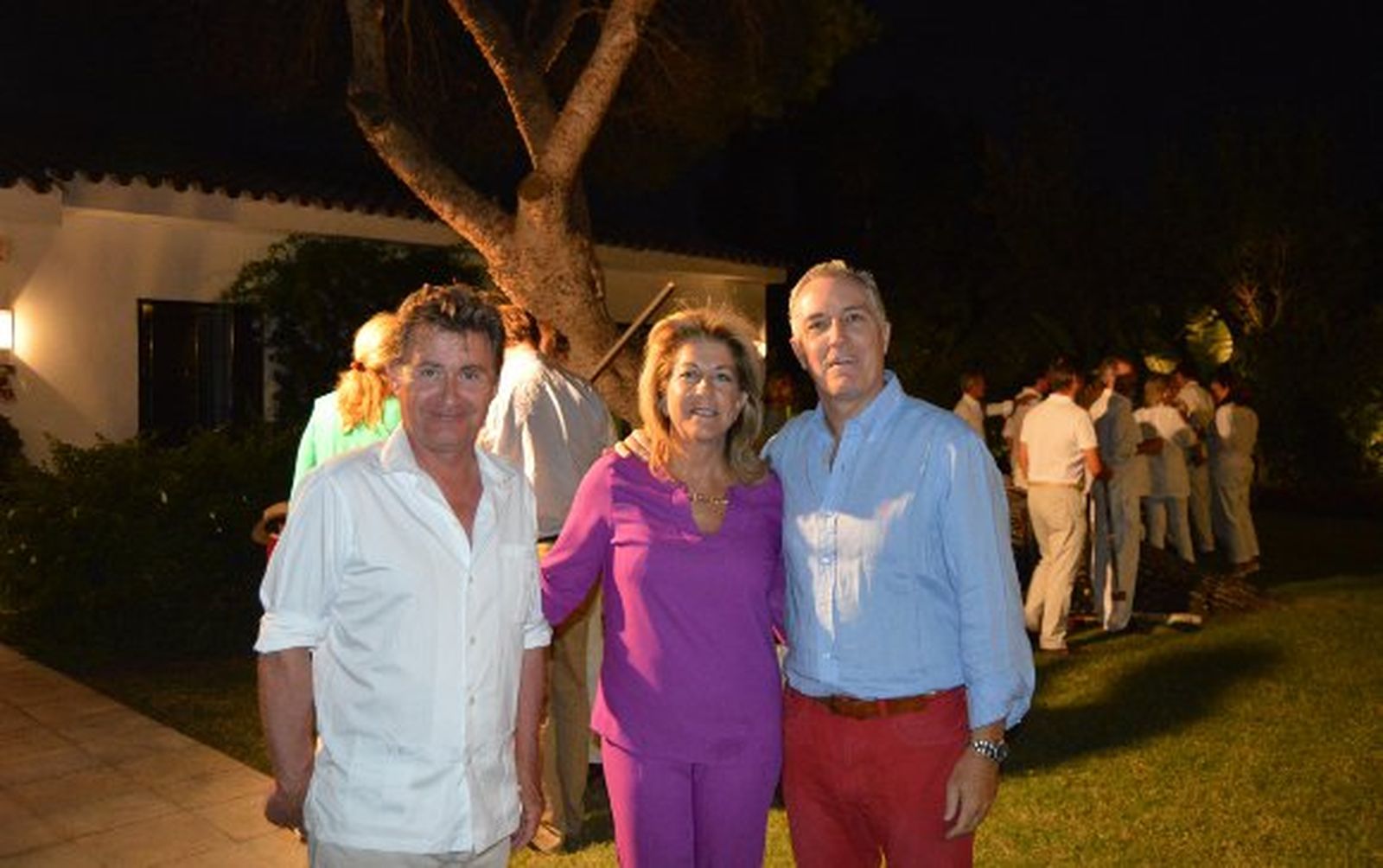 Mauricio Álvarez de las Asturias Bohorques con Gema  Romero-Valdespino y Fernando Pastor.

Foto: Ignacio Casas de Ciria