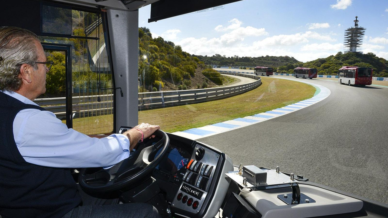 Los autobuses urbanos acercarán a los aficionados al Circuito de Jerez durante el Gran Premio de motos.