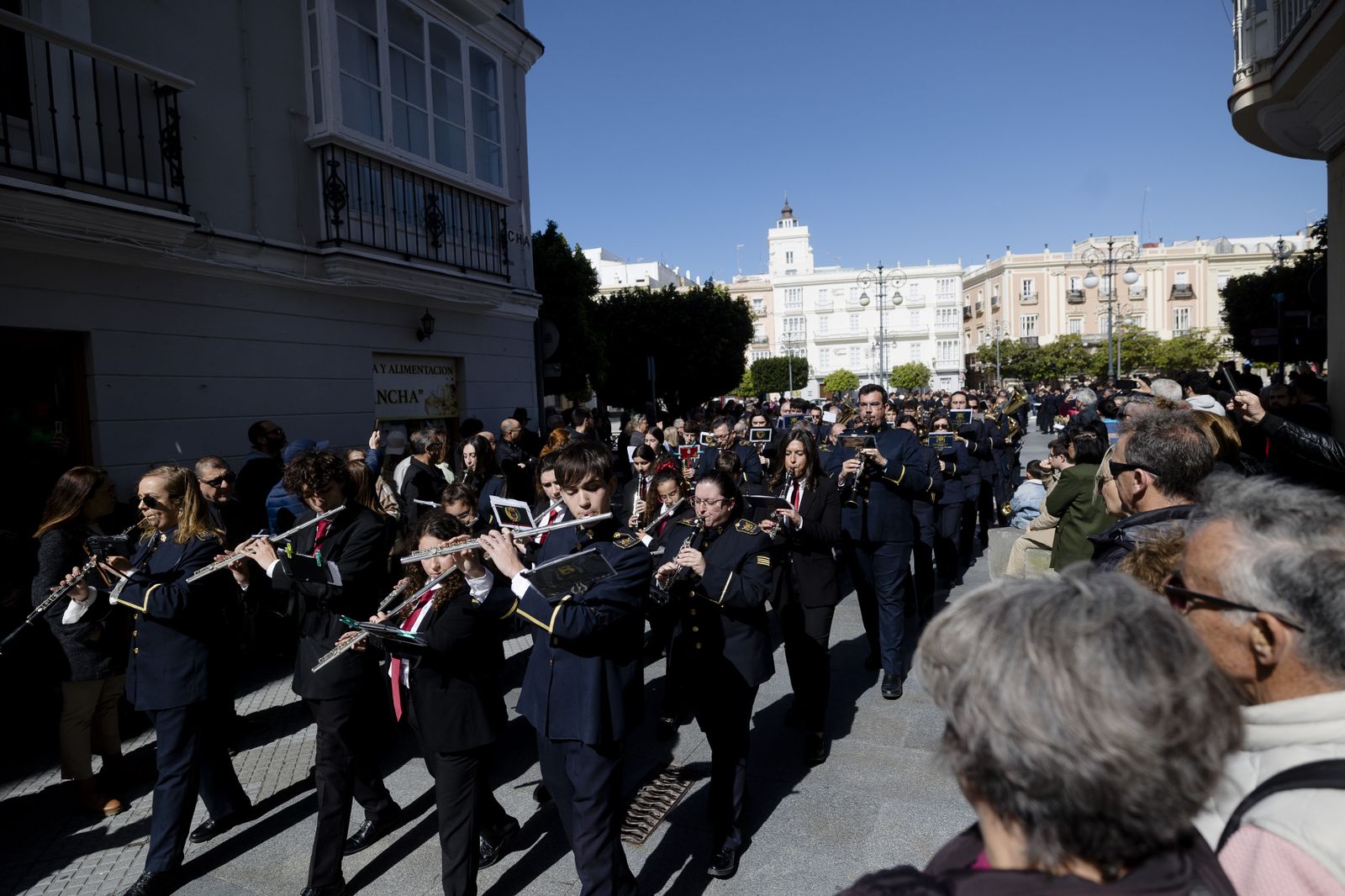 Pasacalles y encuentro de bandas de música de la provincia de Cádiz.