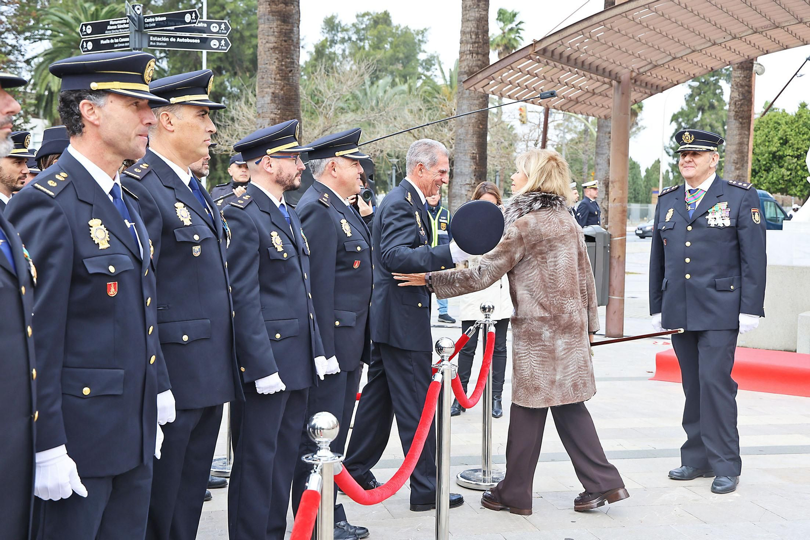 Imágenes del homenaje a a la Policía Nacional en su 201 aniversario