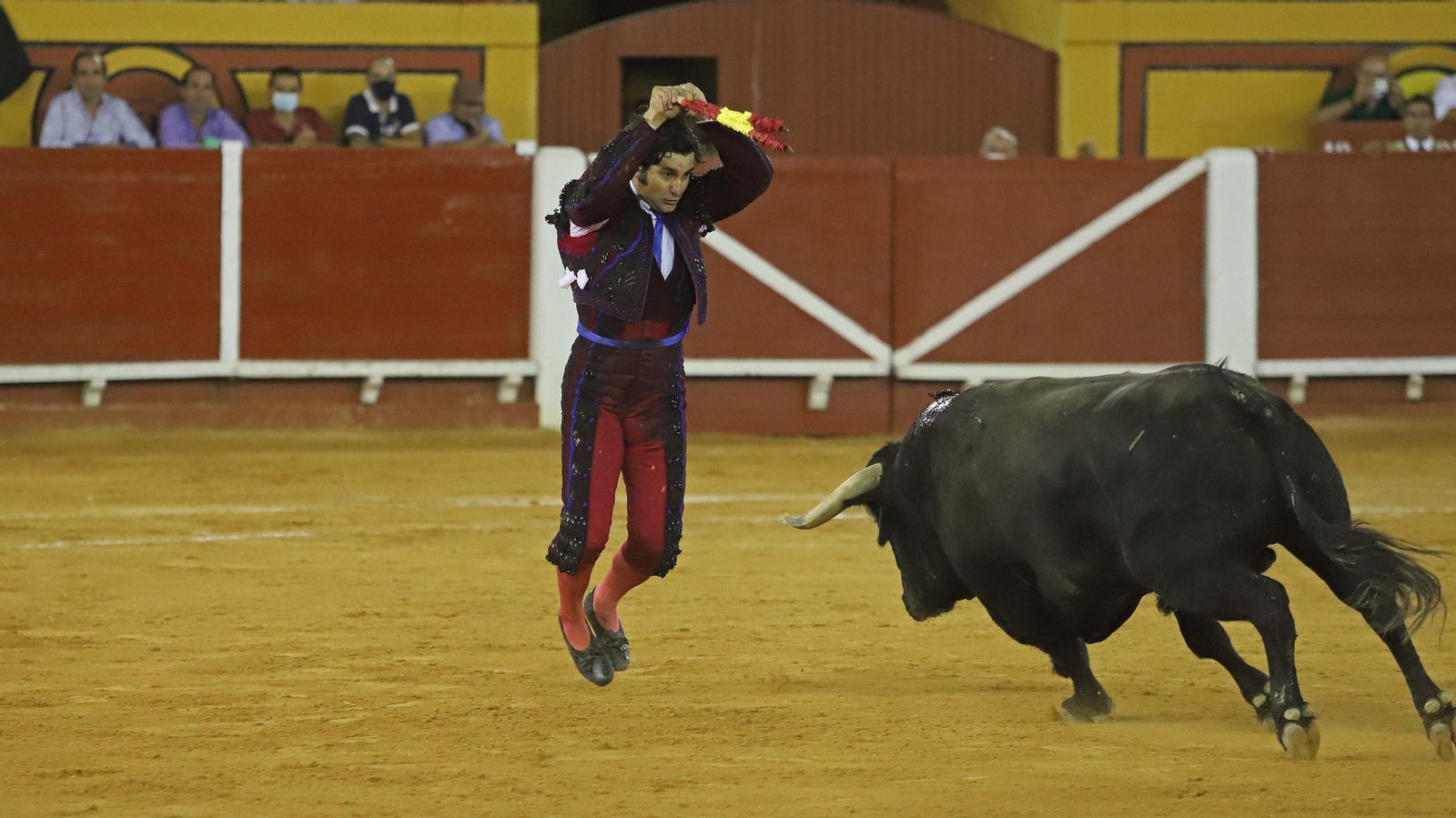 Fotos de la corrida de toros en Algeciras