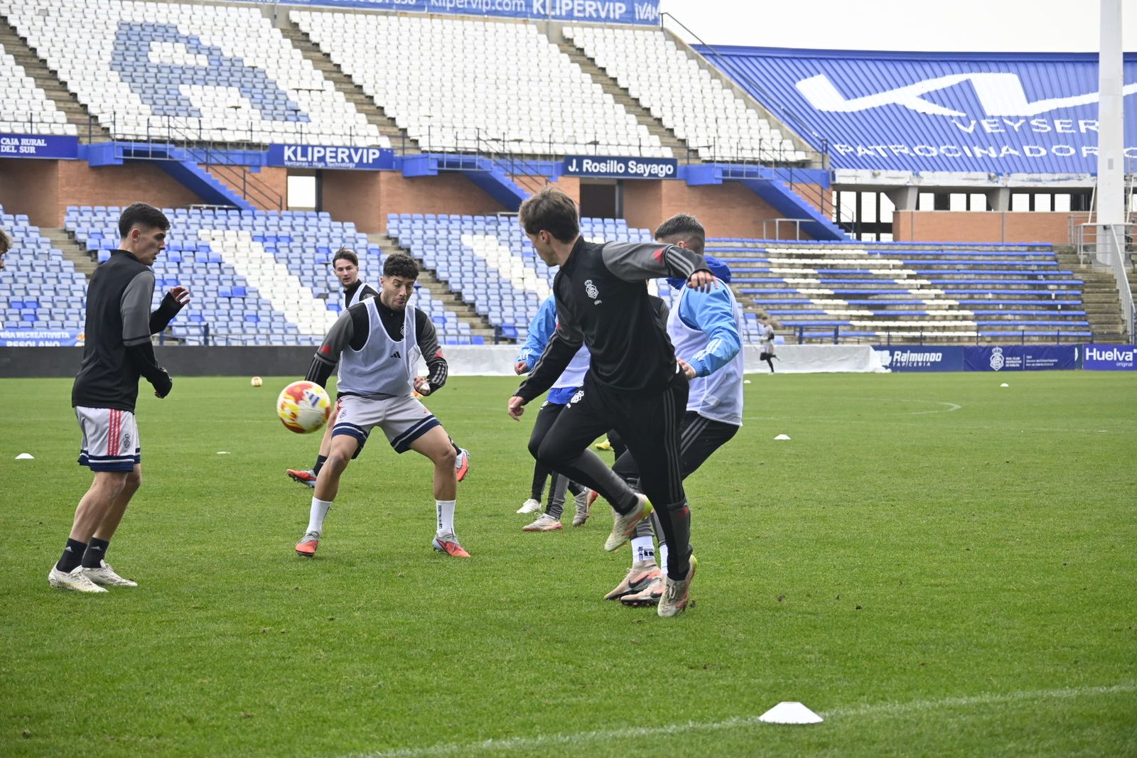 Las fotografías del entrenamiento del Recre en el Nuevo Colombino