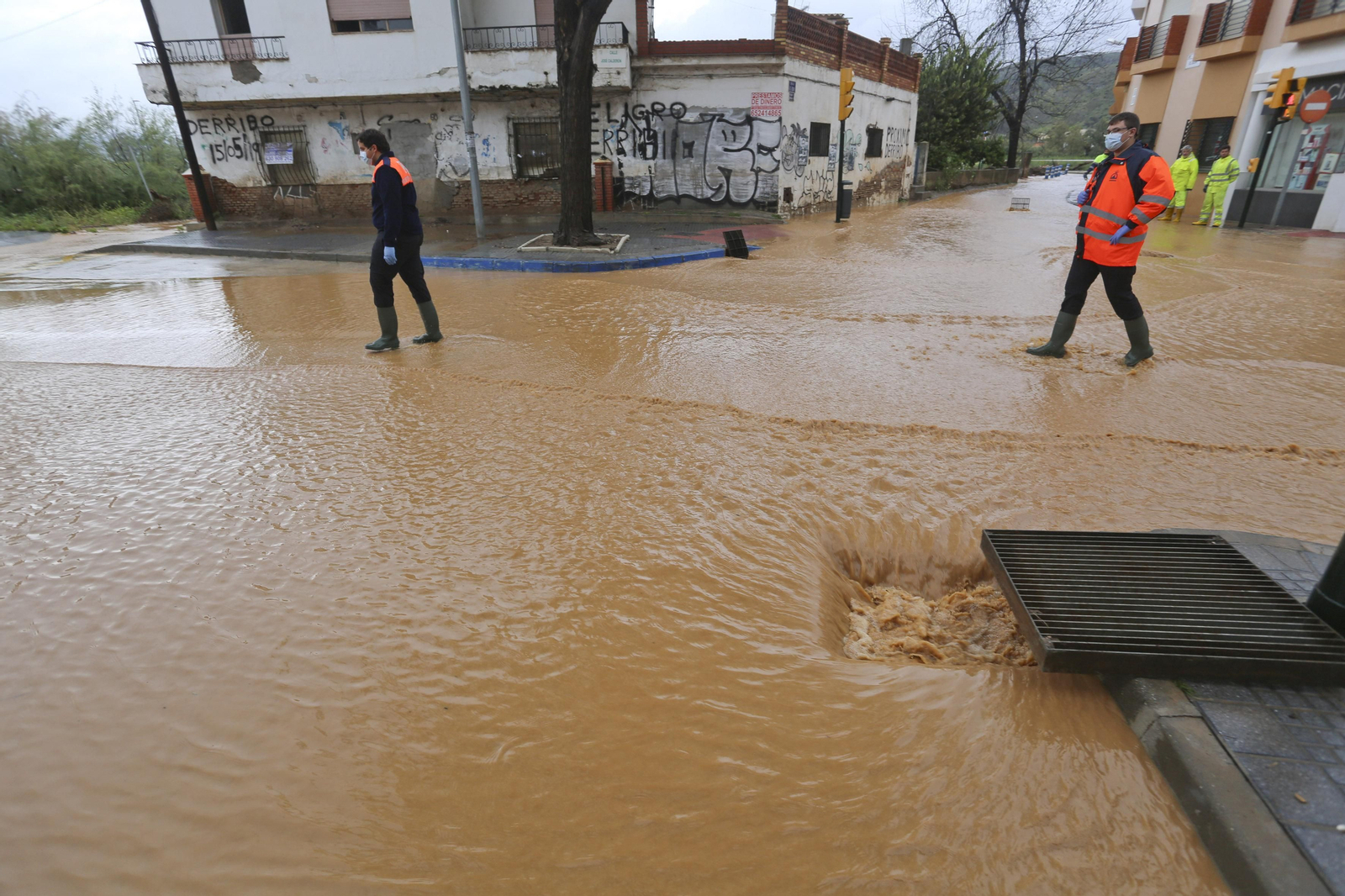 Campanillas anegada tras las lluvias, en fotos