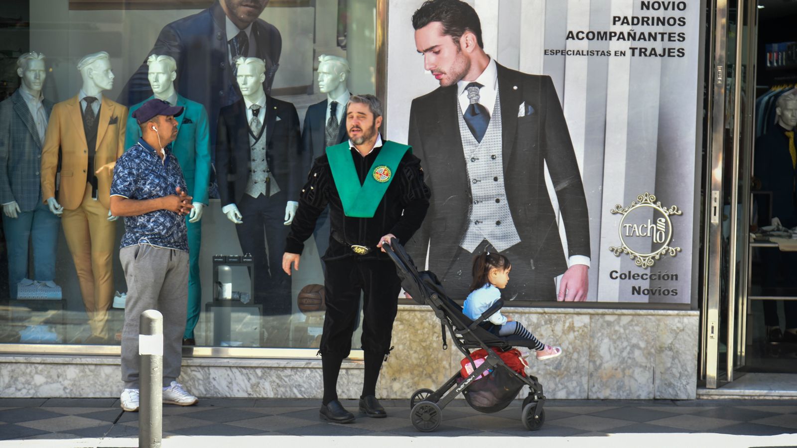 Fotos del pasacalles del X Certamen Internacional de Tunas Ciudad de Algeciras