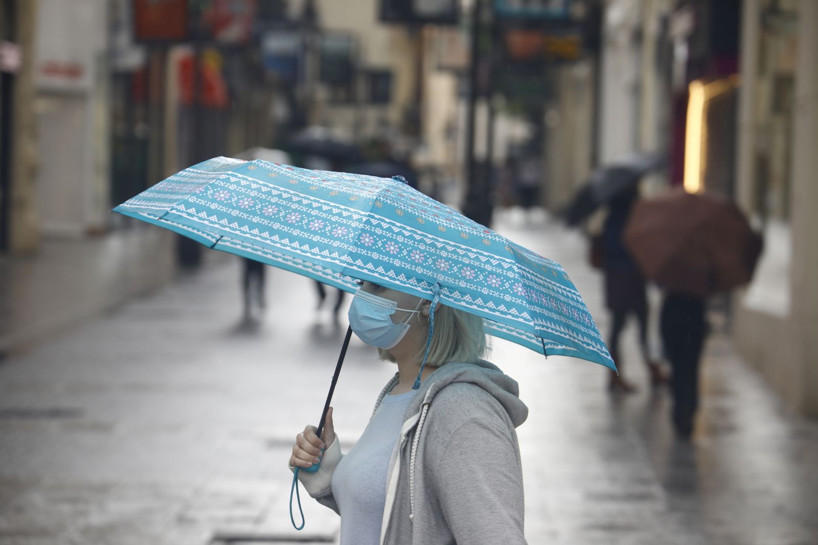 Las fotografías de un domingo lluvioso en Córdoba