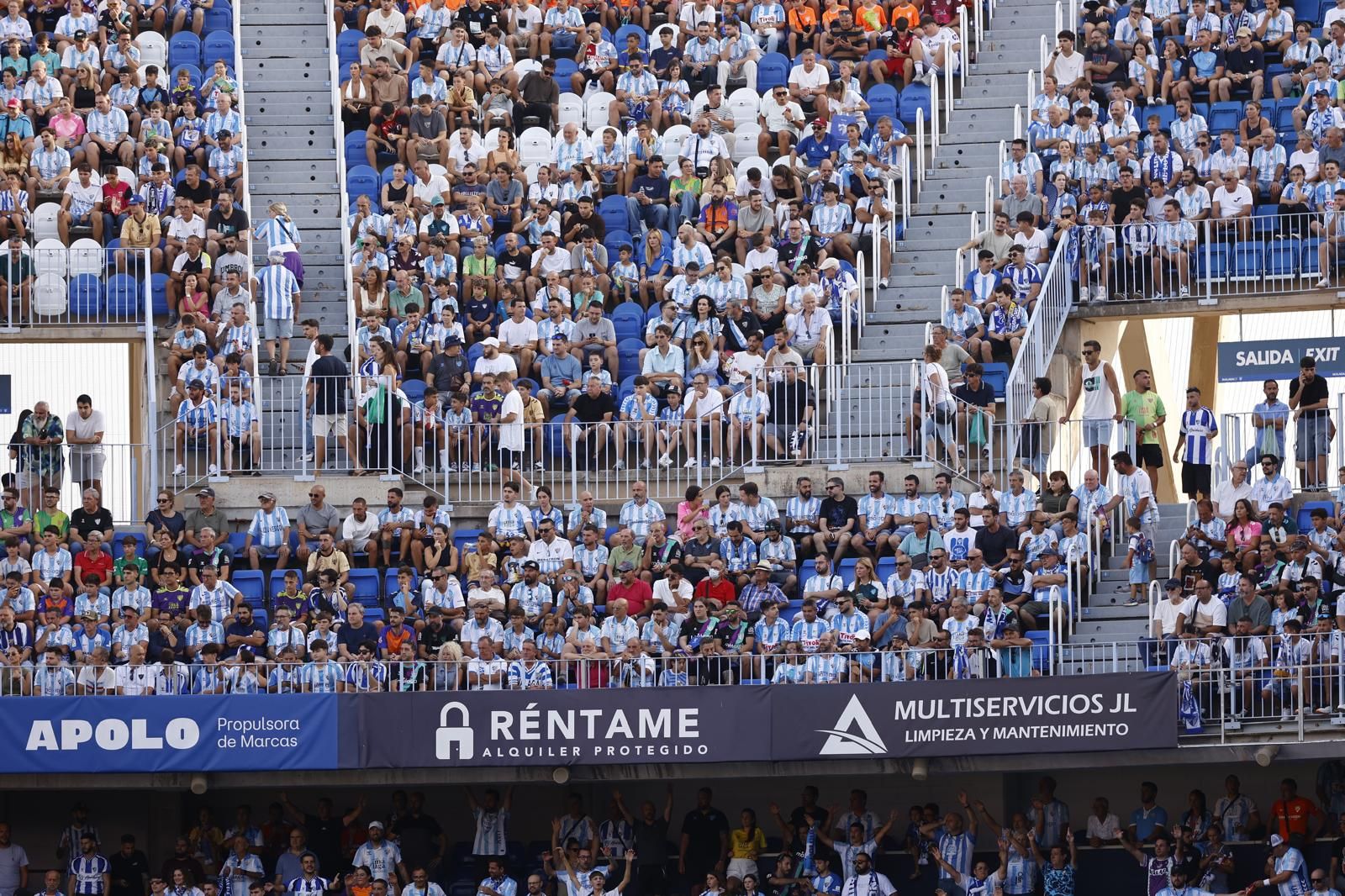 Búscate en las gradas de La Rosaleda durante el Málaga CF-Cádiz