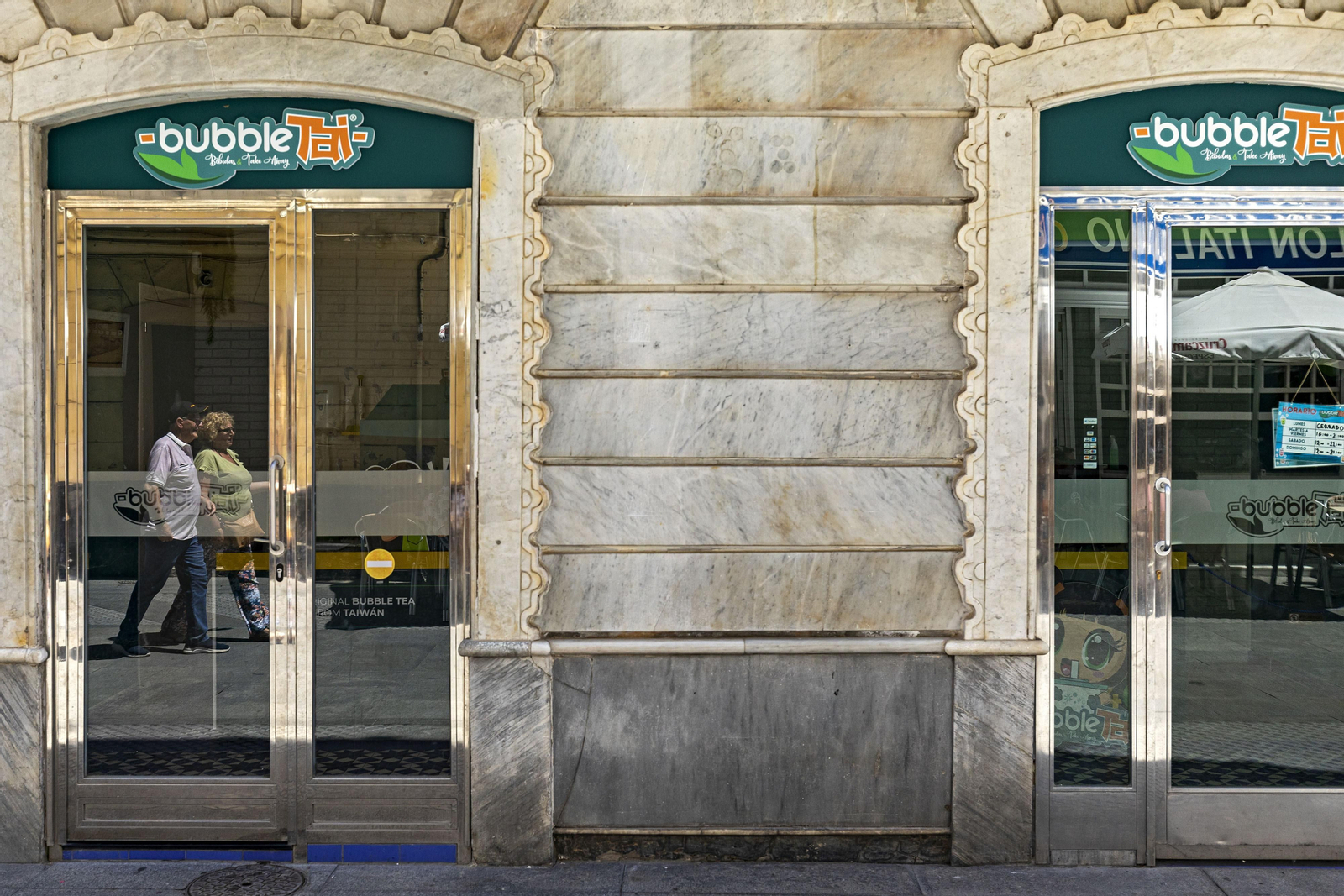 Columla y Ancha, imágenes de referentes del comercio en Cádiz