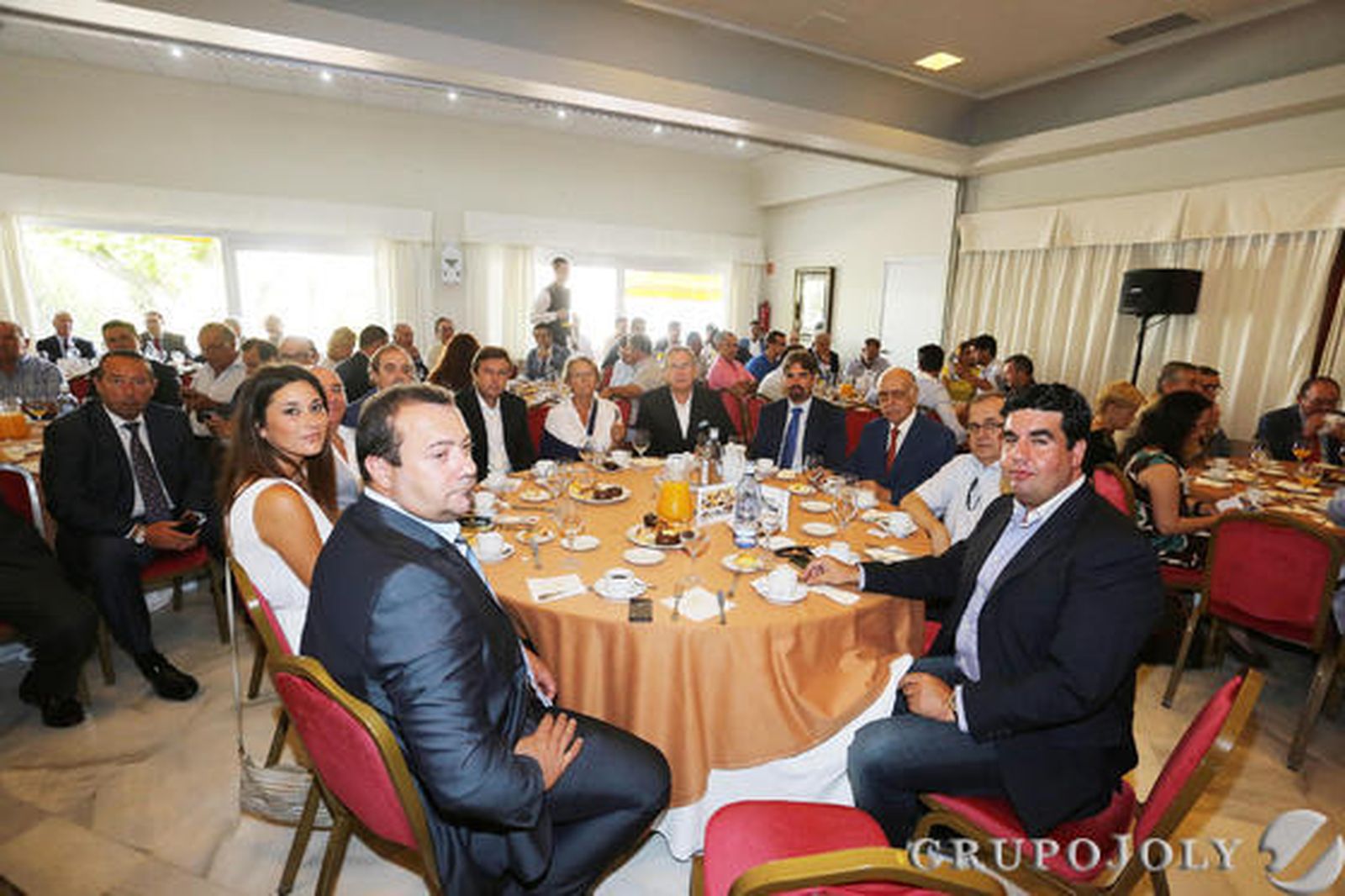 Diego Lobón, Irene Bernal, Francisco Julbes, Ignacio Estrade, Manuel Corpas, María Angeles Lerchundi, Stanley J. Manski, Israel Rodríguez, Angel Maza, Juan Mata y Eddy M. Márquez.

Foto: Pascual