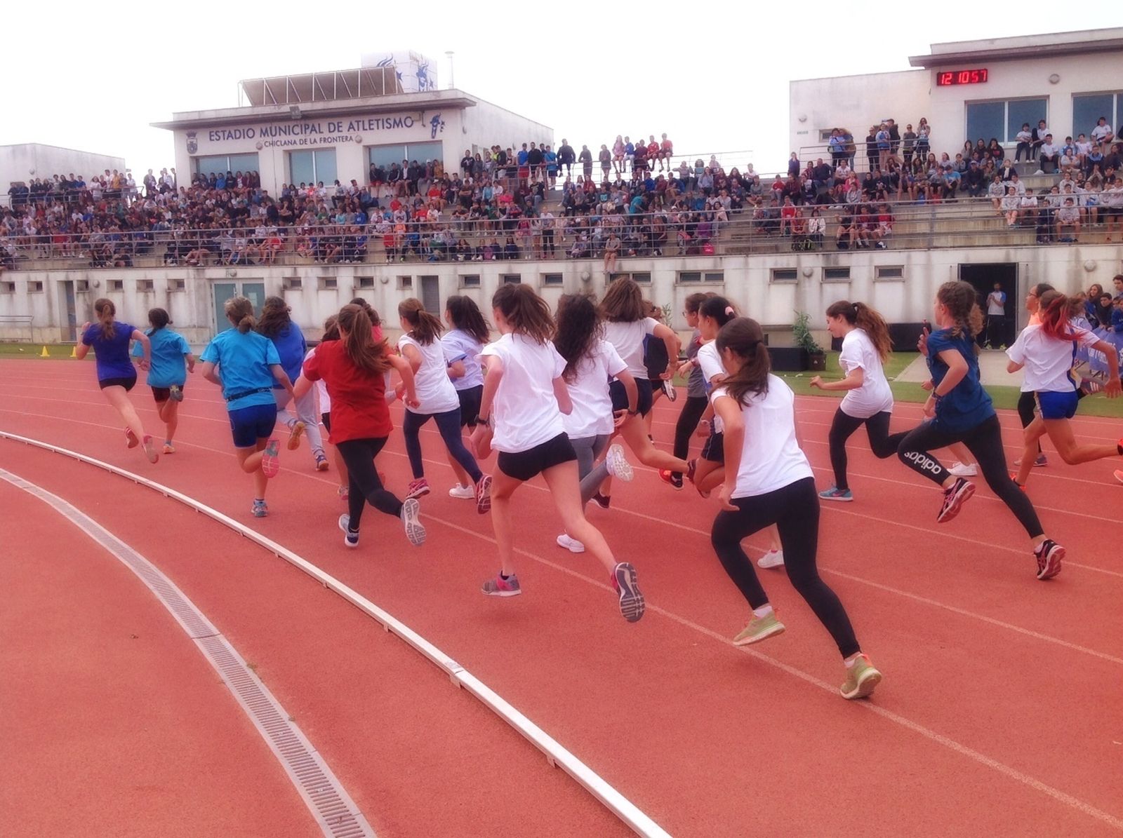 Masiva participación en la Olimpiada Escolar