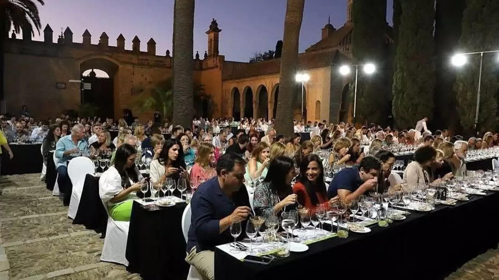 Asistentes a una de  las catas magistrales durante las recién clausuradas Fiestas de la Vendimia de Jerez.
