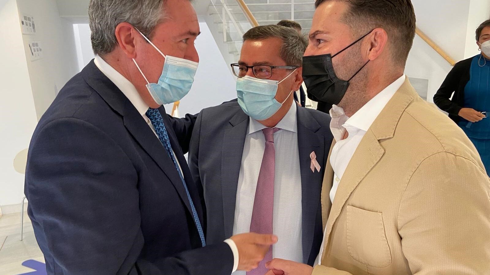 Espadas, Entrena y Noel López.