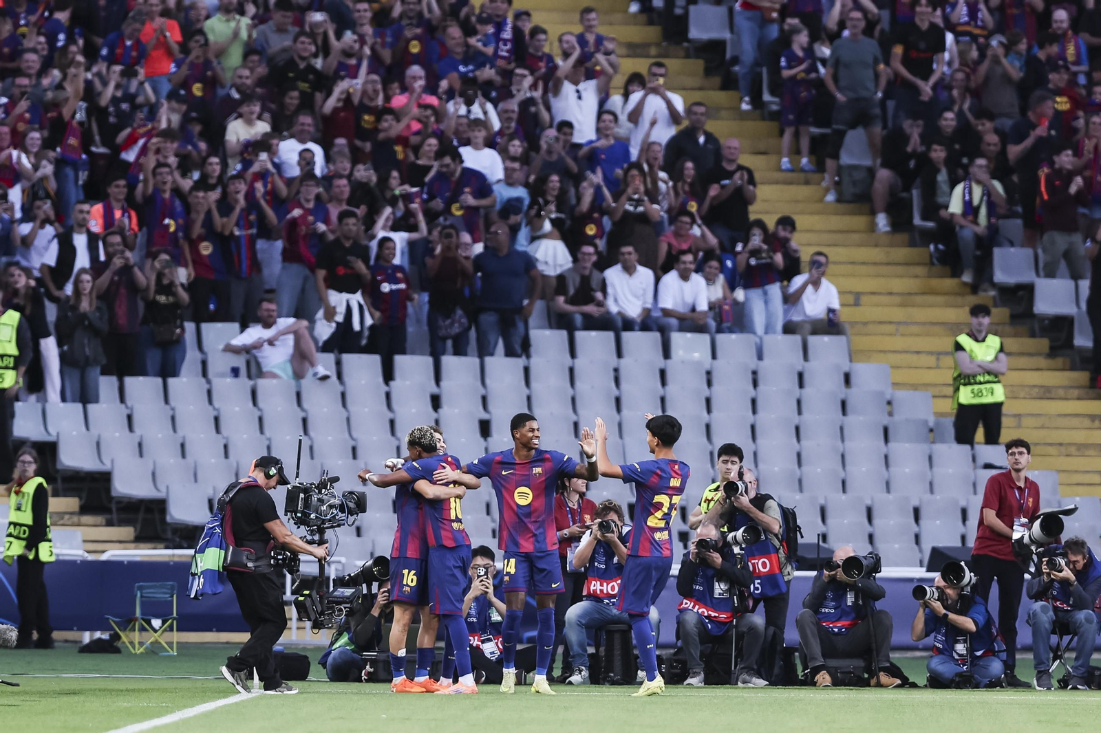 Las fotos del Barcelona-Olympiacos