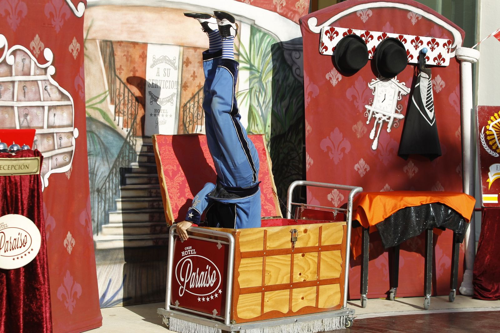 Fotogalería Festival de Teatro de El Ejido. Obra "A Su Servicio". Las Norias