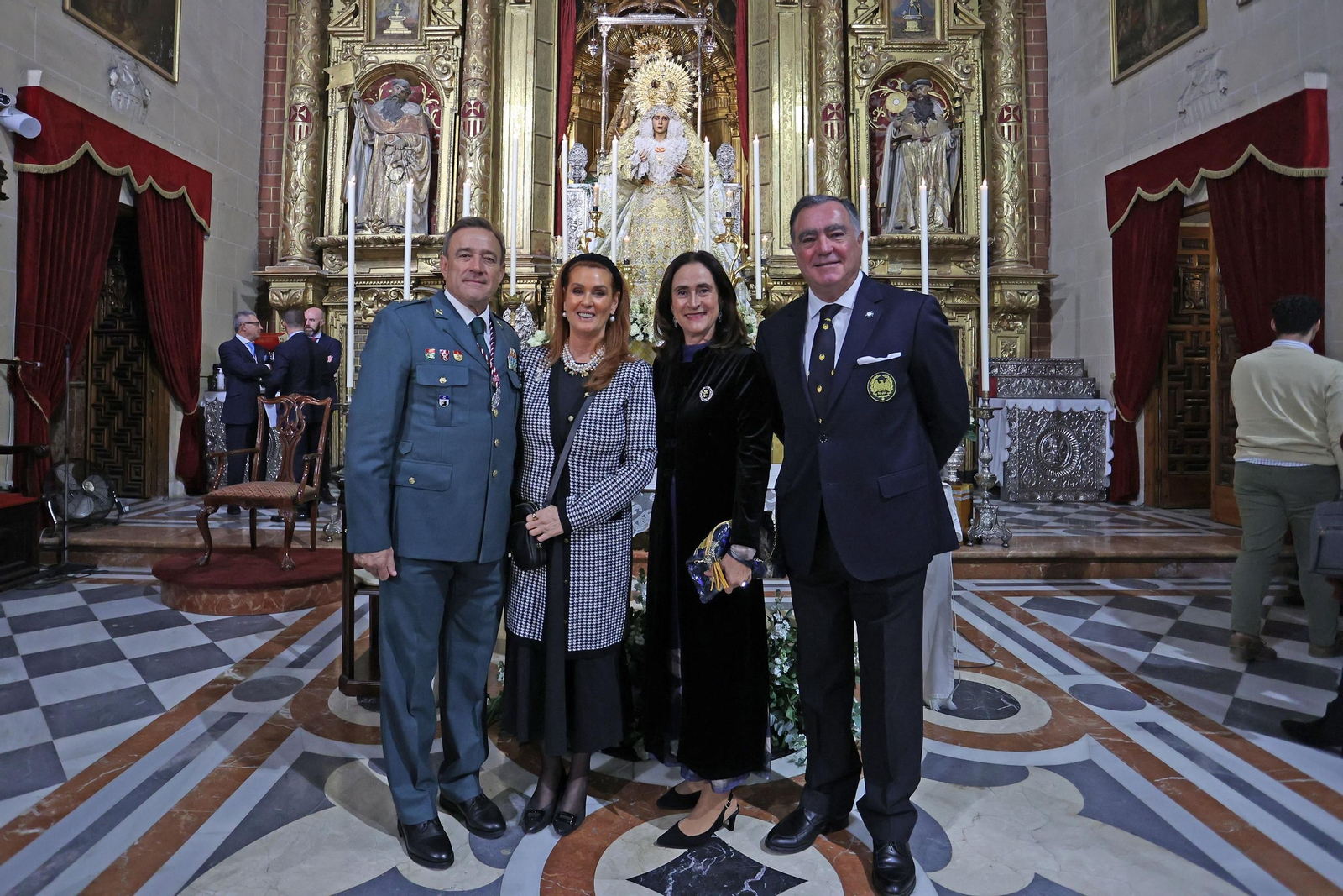Imágenes de la entrega del fajín de Rodríguez del Castillo a Madre de Dios de la Misericordia