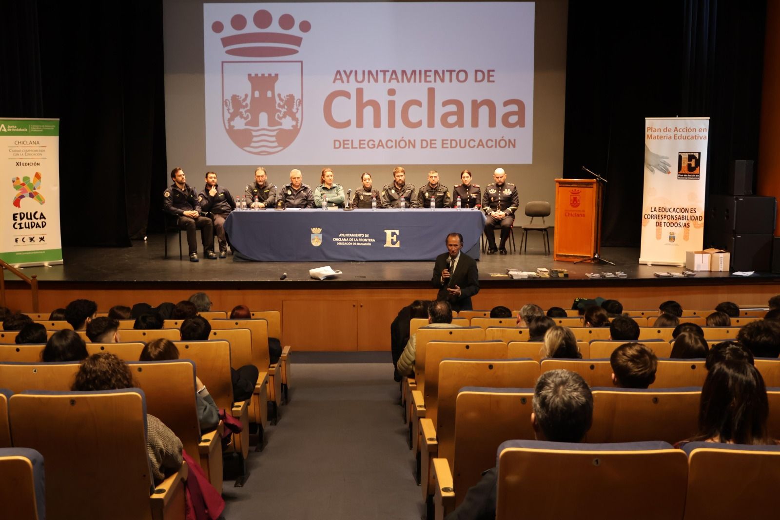 El alcalde inauguró esta jornada.