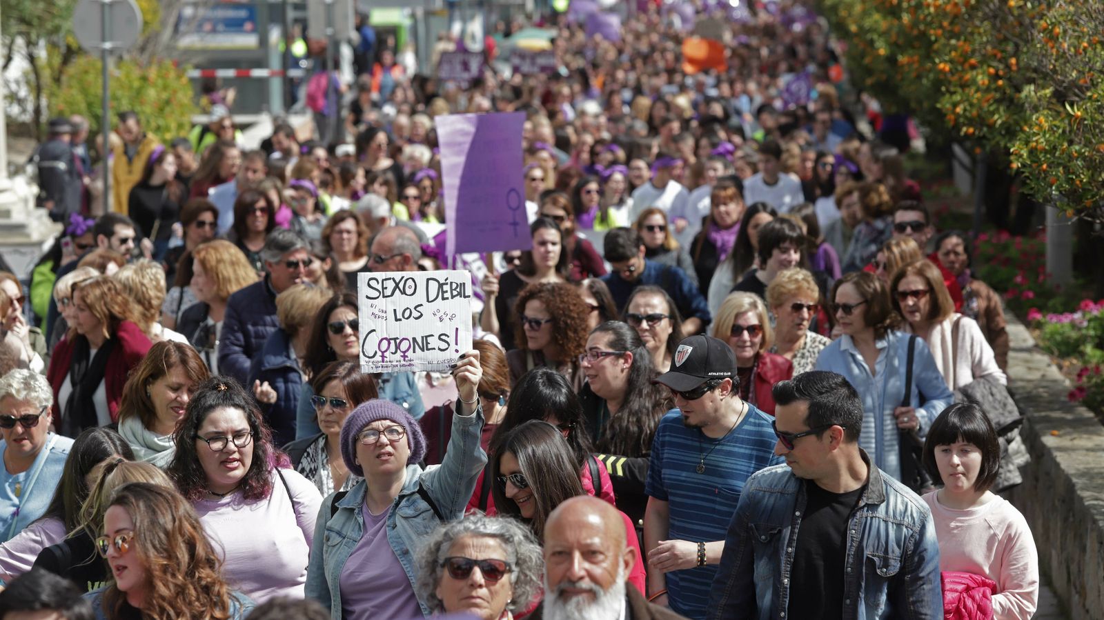 Imágenes de la manifestación  por el Día de la Mujer en Algeciras